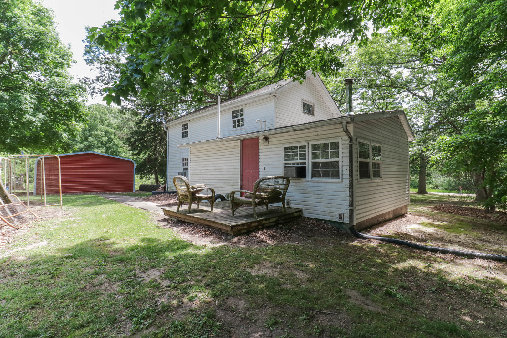 28560 E 850 North Road, Ellsworth, IL 61737