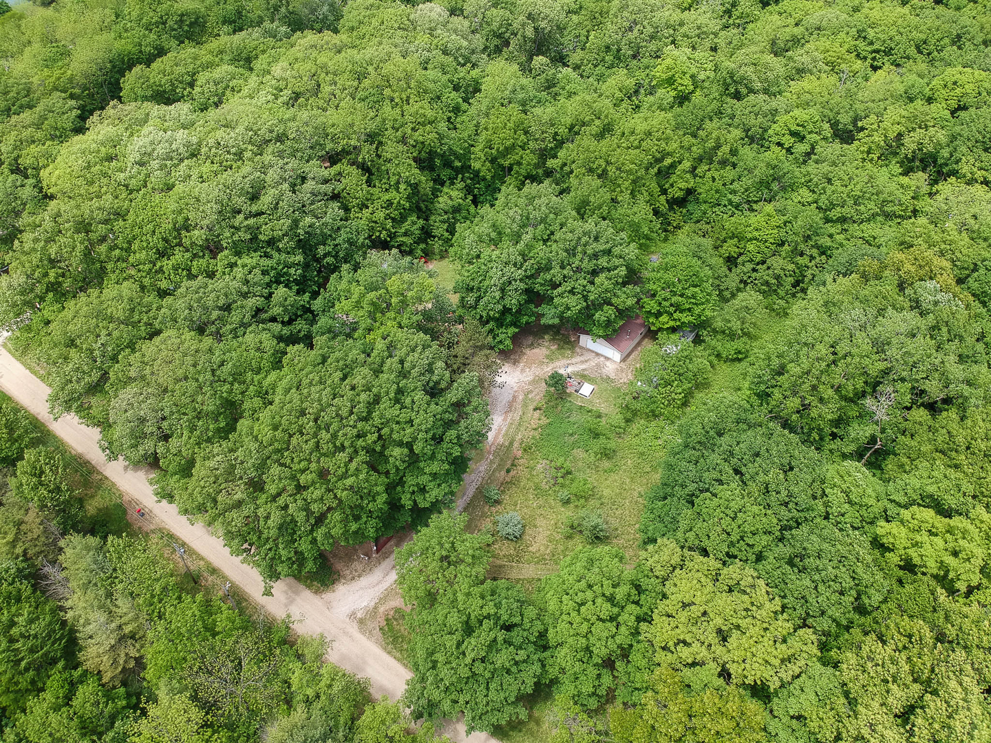 28560 E 850 North Road, Ellsworth, IL 61737