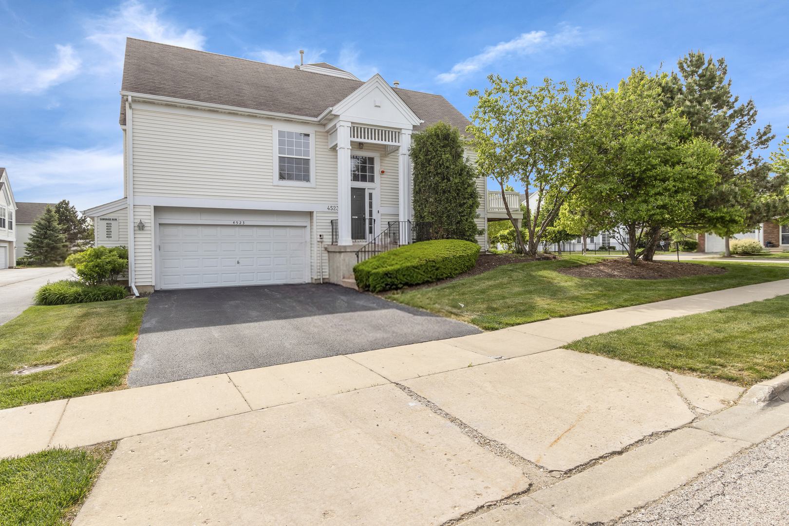 4523 Sawgrass Boulevard #4523, Wadsworth, IL 60083