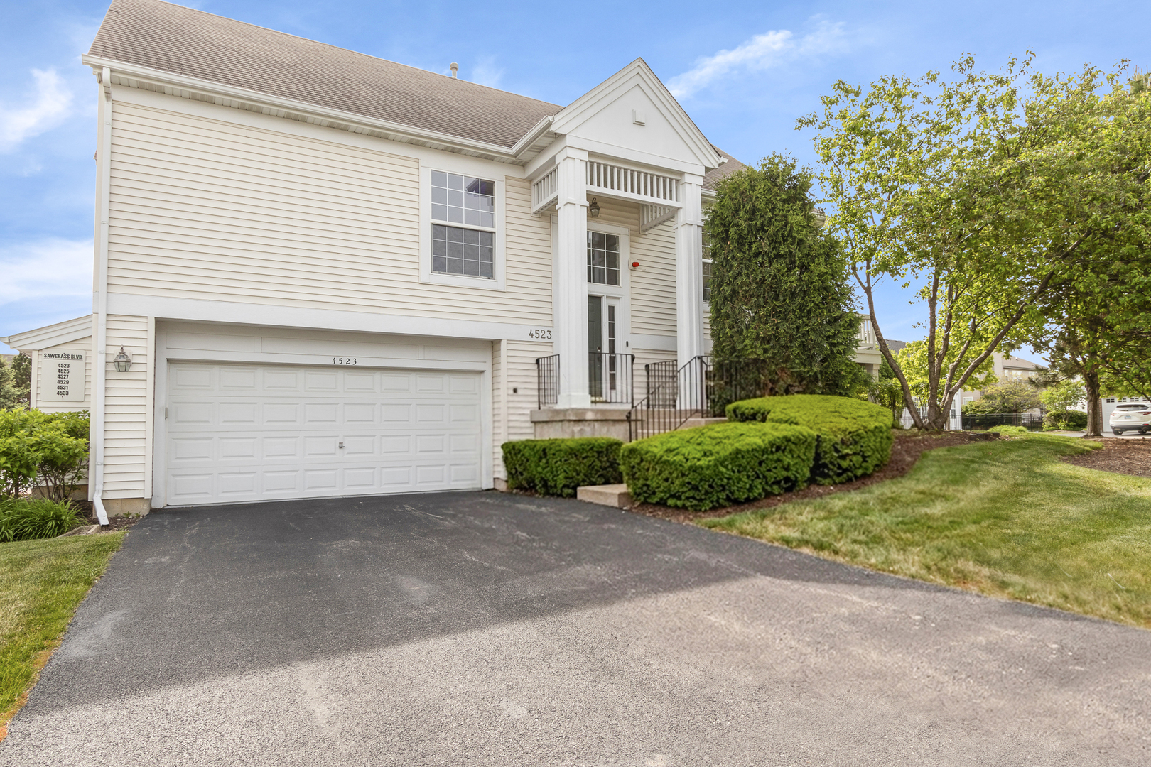4523 Sawgrass Boulevard #4523, Wadsworth, IL 60083