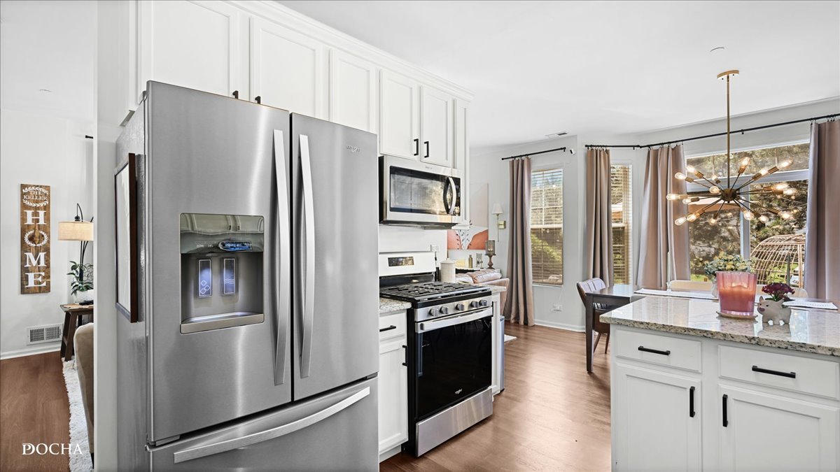 206 BARRETT Drive #A, Yorkville, IL 60560