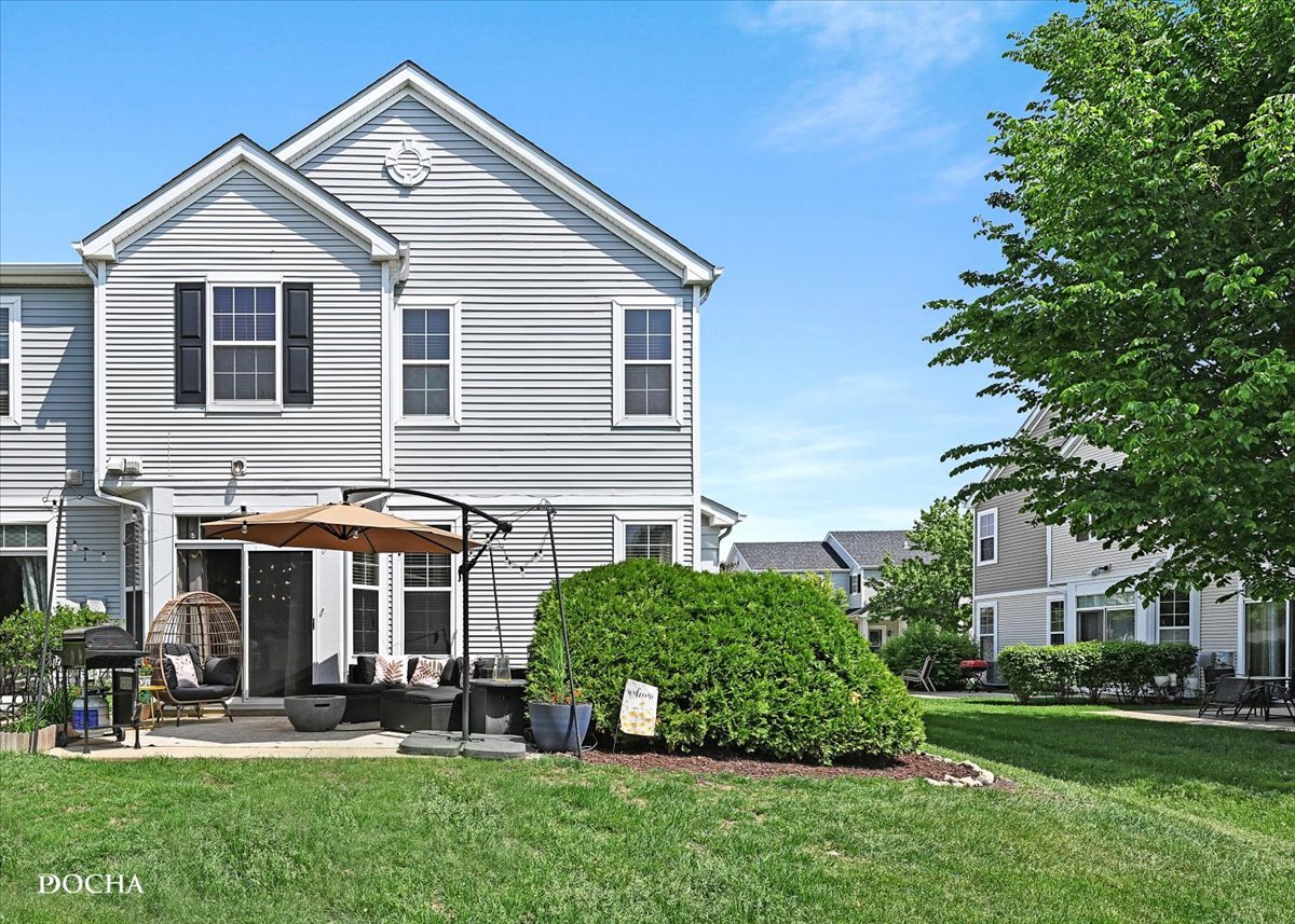 206 BARRETT Drive #A, Yorkville, IL 60560