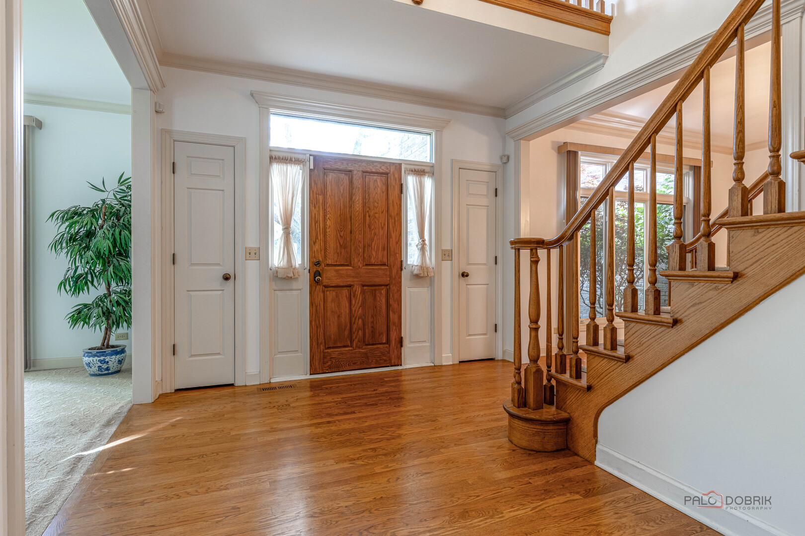 5420 Belmont Court, Libertyville, IL 60048
