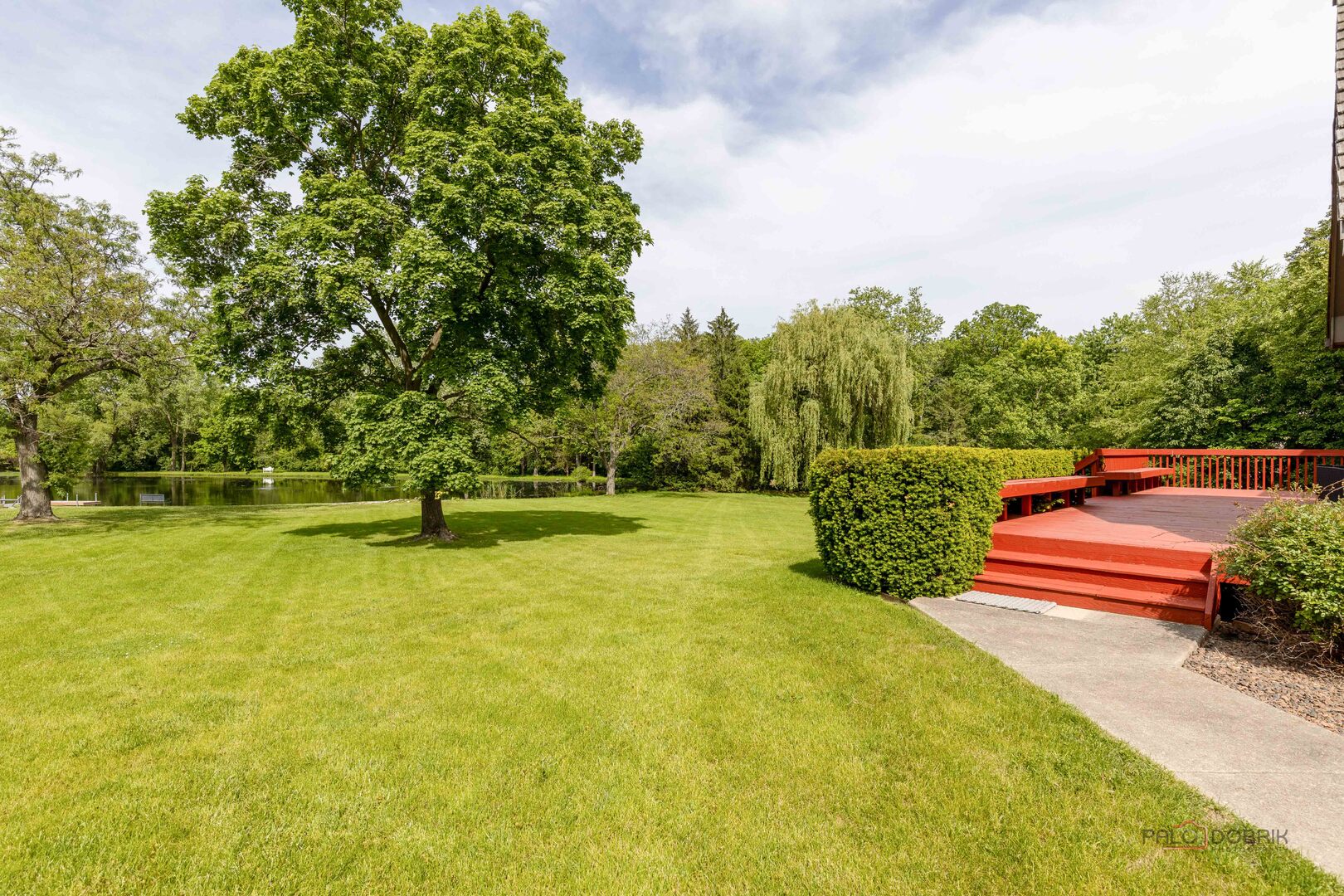 5420 Belmont Court, Libertyville, IL 60048