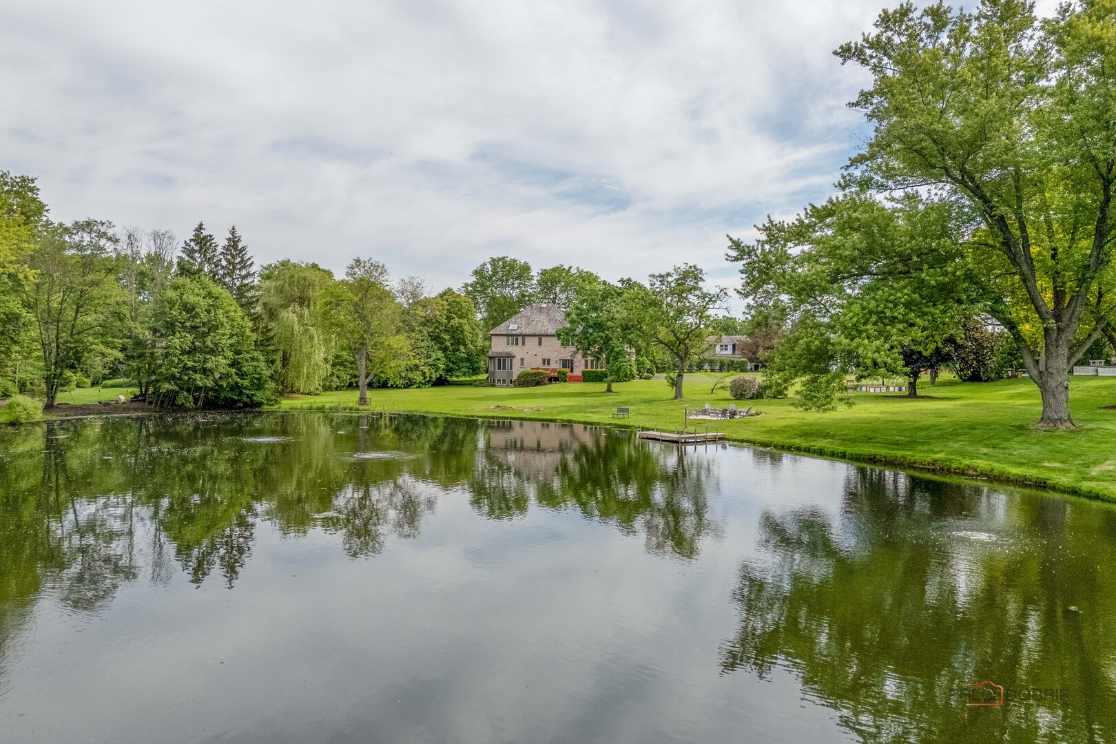 5420 Belmont Court, Libertyville, IL 60048