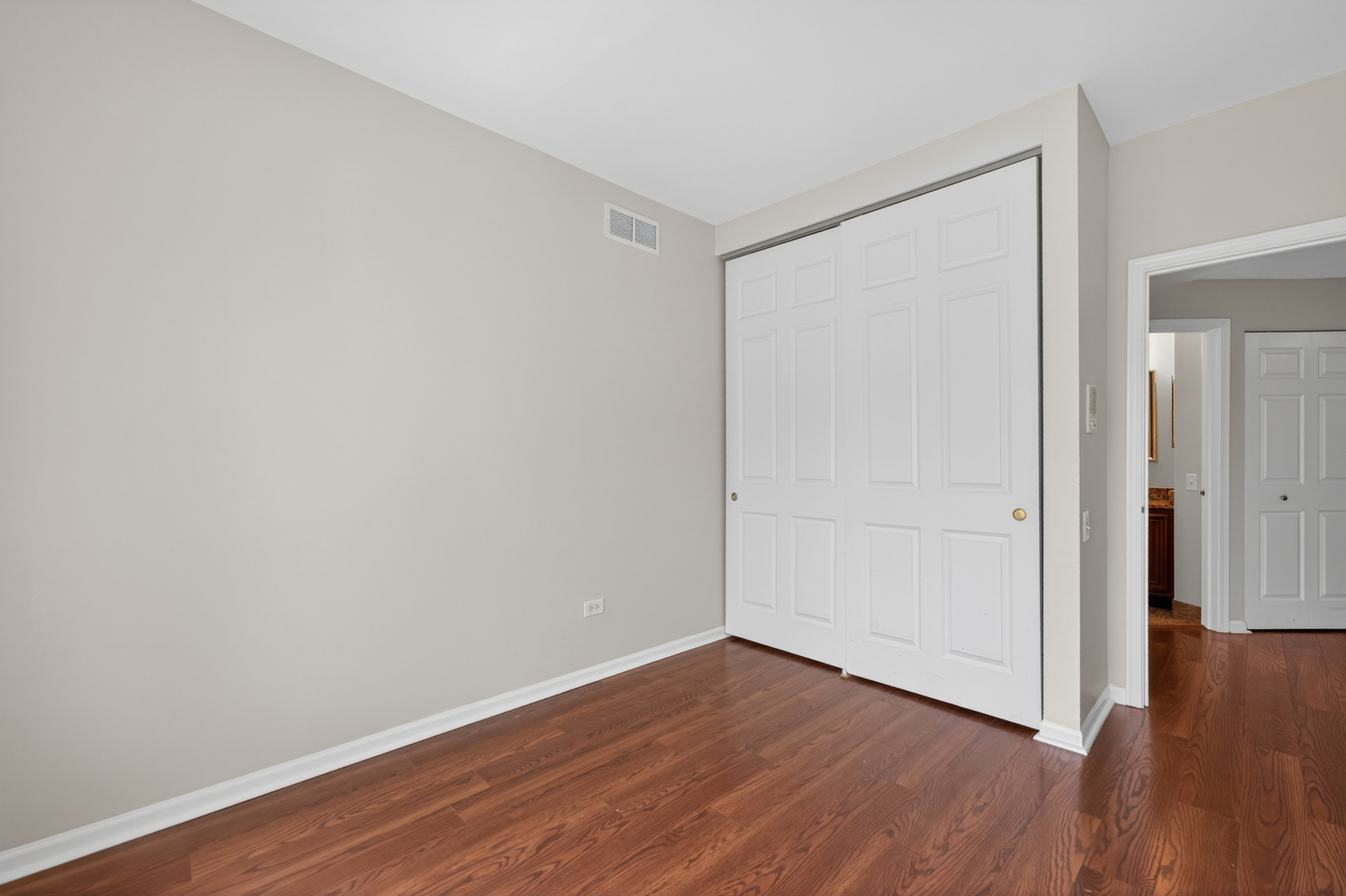 1051 Delta Drive, Elgin, IL 60123