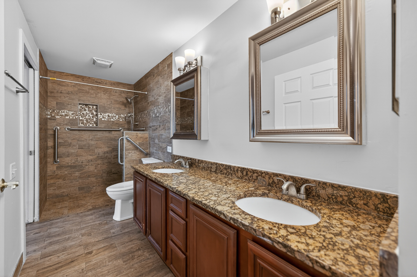 1051 Delta Drive, Elgin, IL 60123