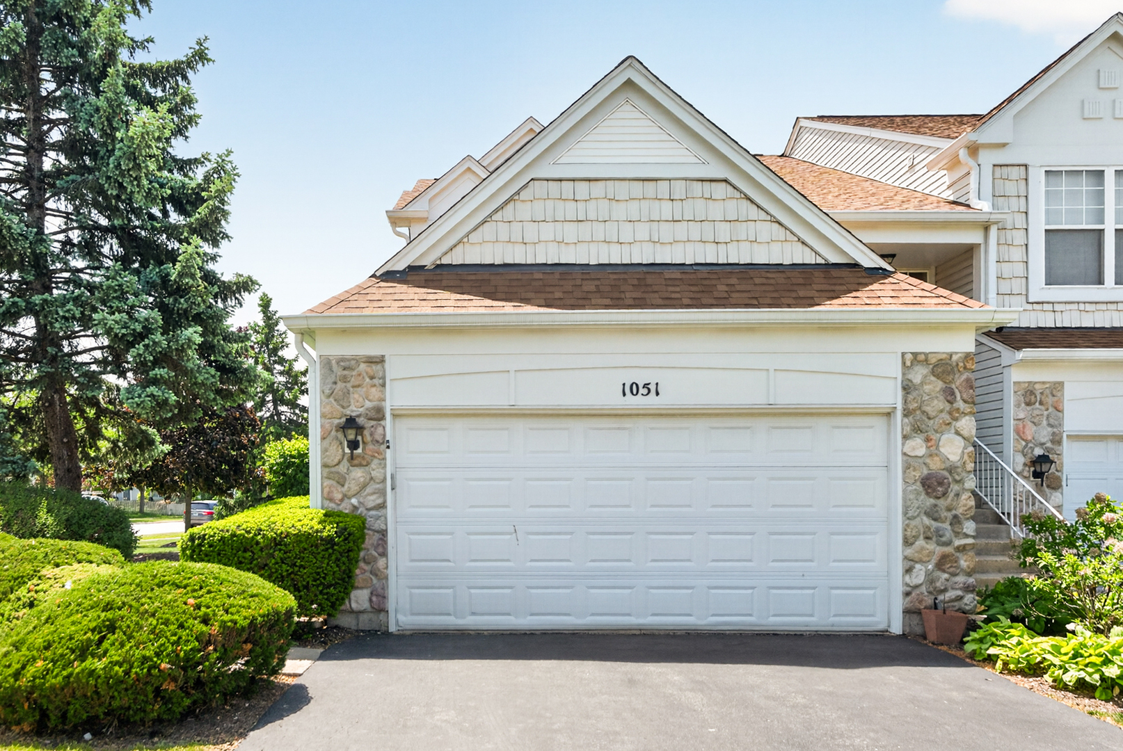 1051 Delta Drive, Elgin, IL 60123