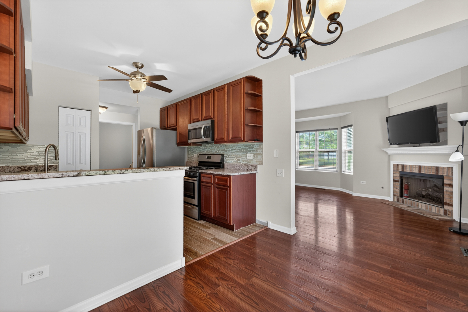 1051 Delta Drive, Elgin, IL 60123