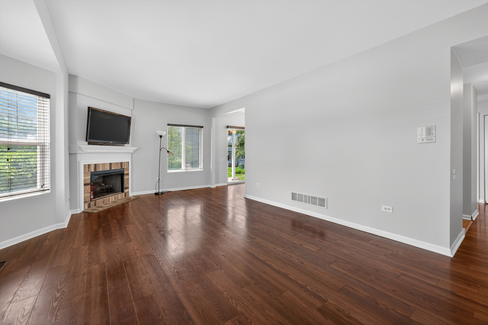 1051 Delta Drive, Elgin, IL 60123