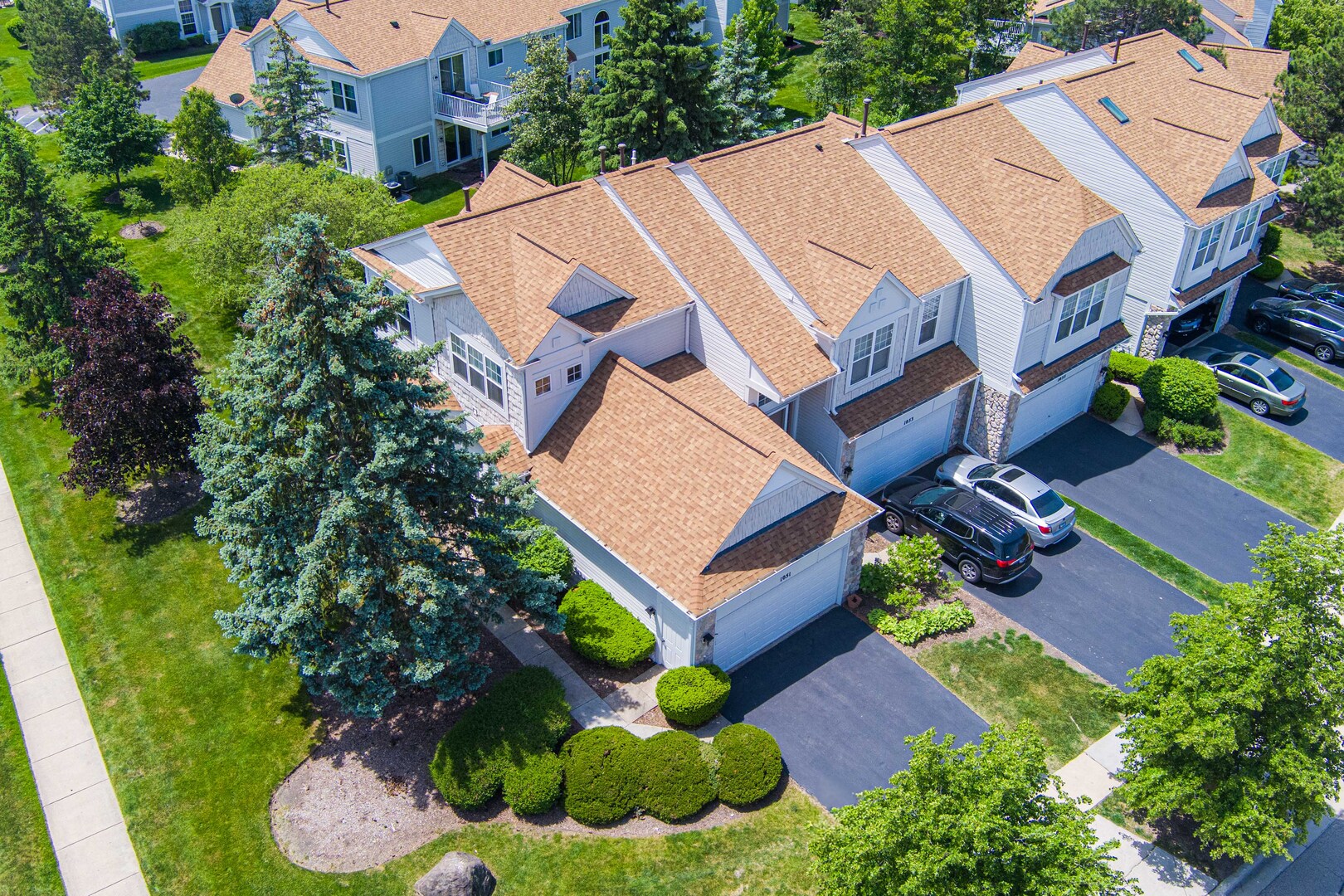 1051 Delta Drive, Elgin, IL 60123