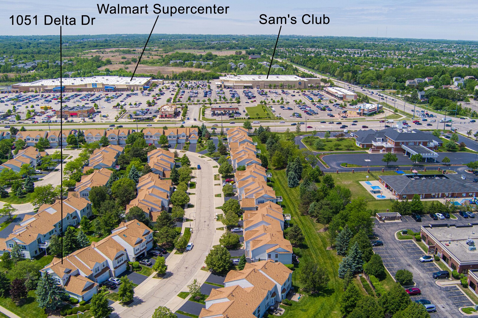 1051 Delta Drive, Elgin, IL 60123