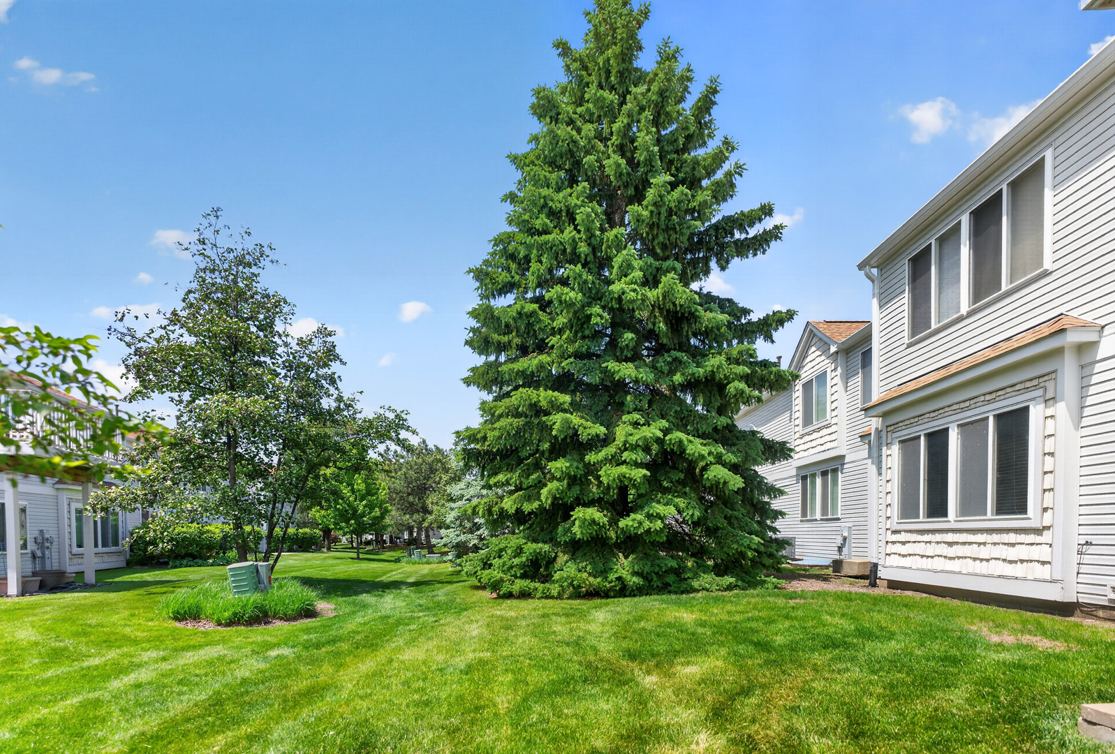 1051 Delta Drive, Elgin, IL 60123