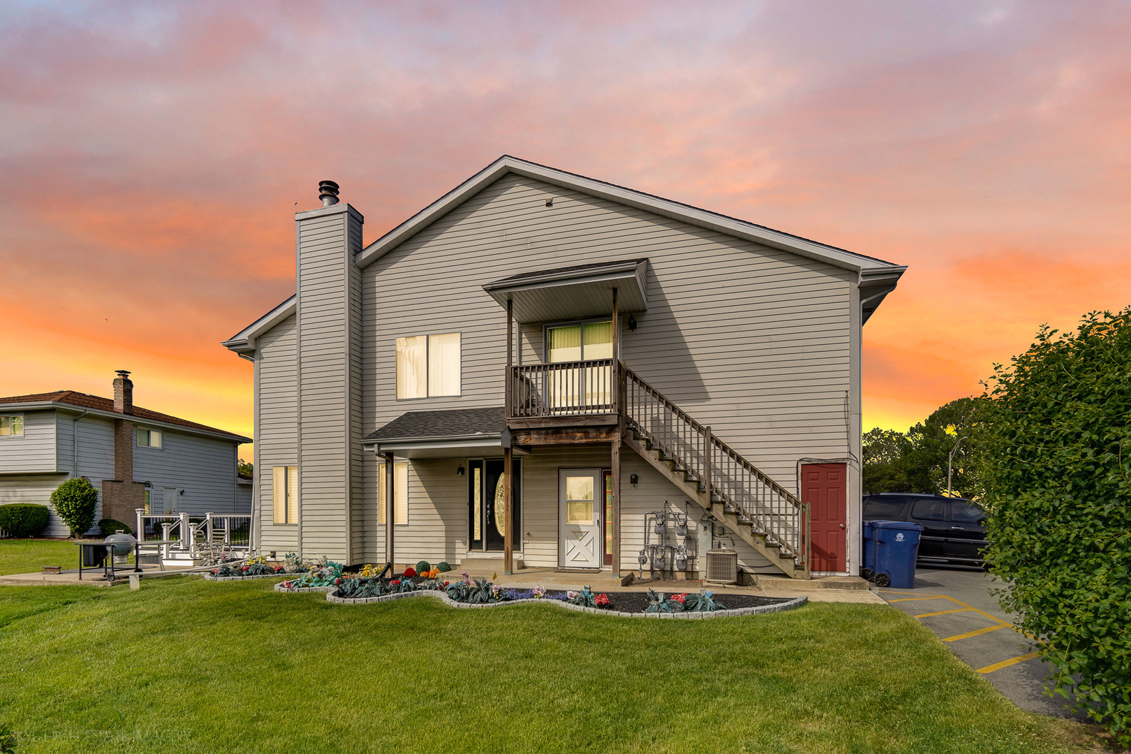 103 Red Barn Road #103, Matteson, IL 60443