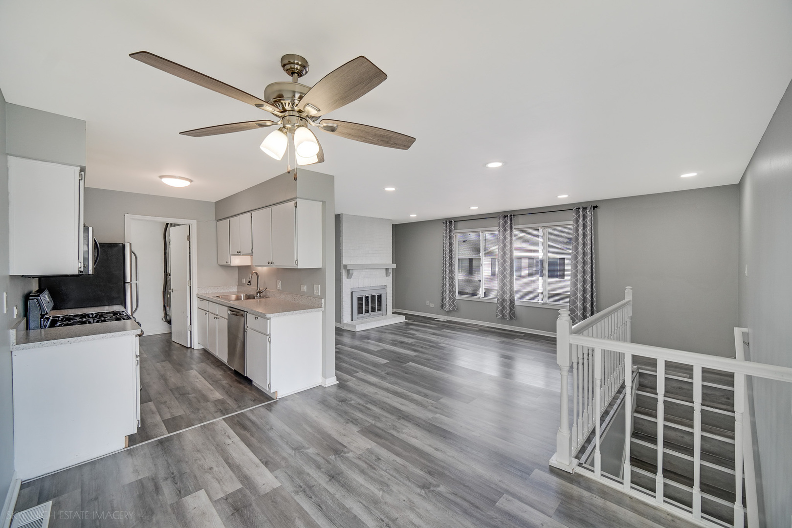 103 Red Barn Road #103, Matteson, IL 60443
