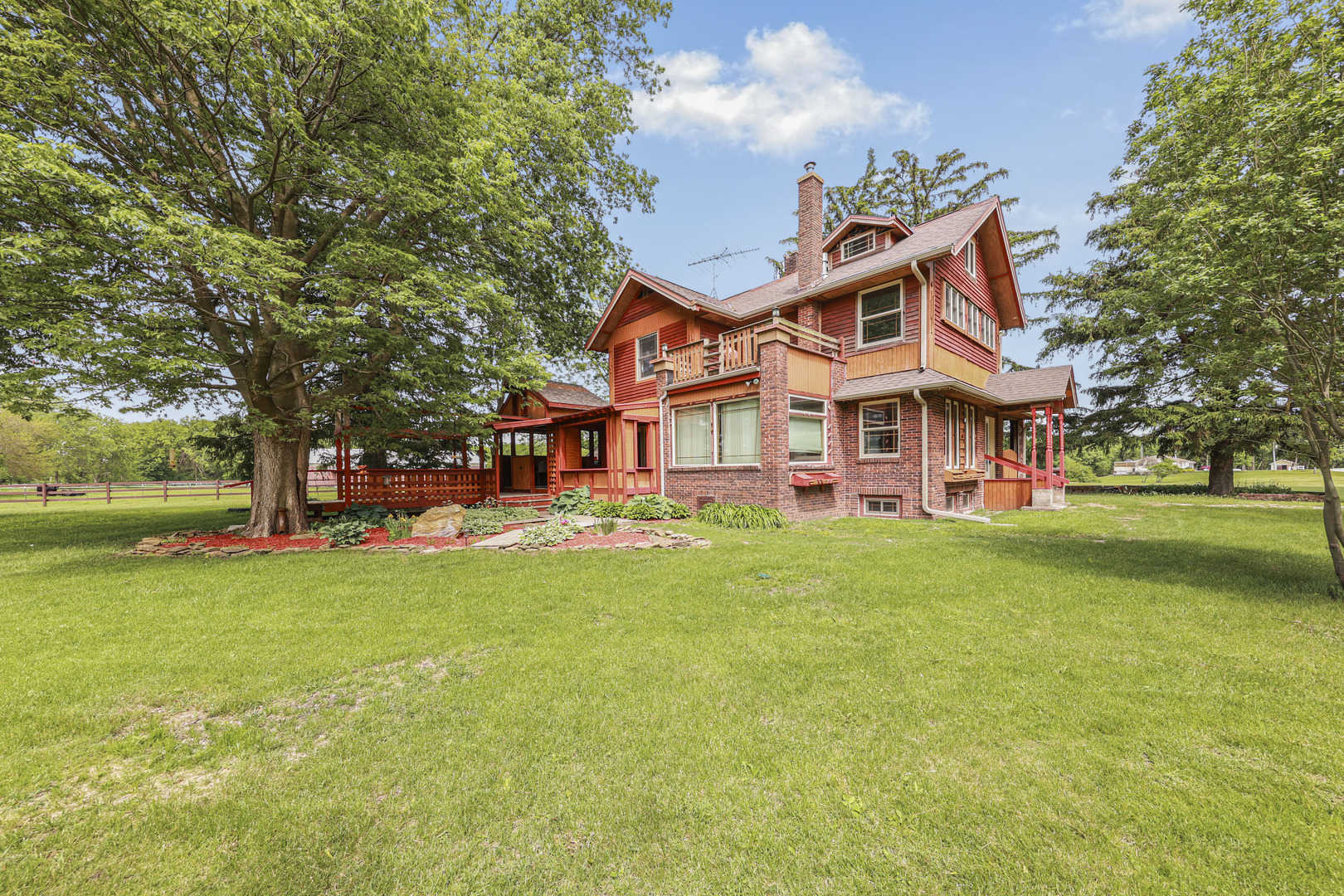 1035 N Gorham Road, Morris, IL 60450