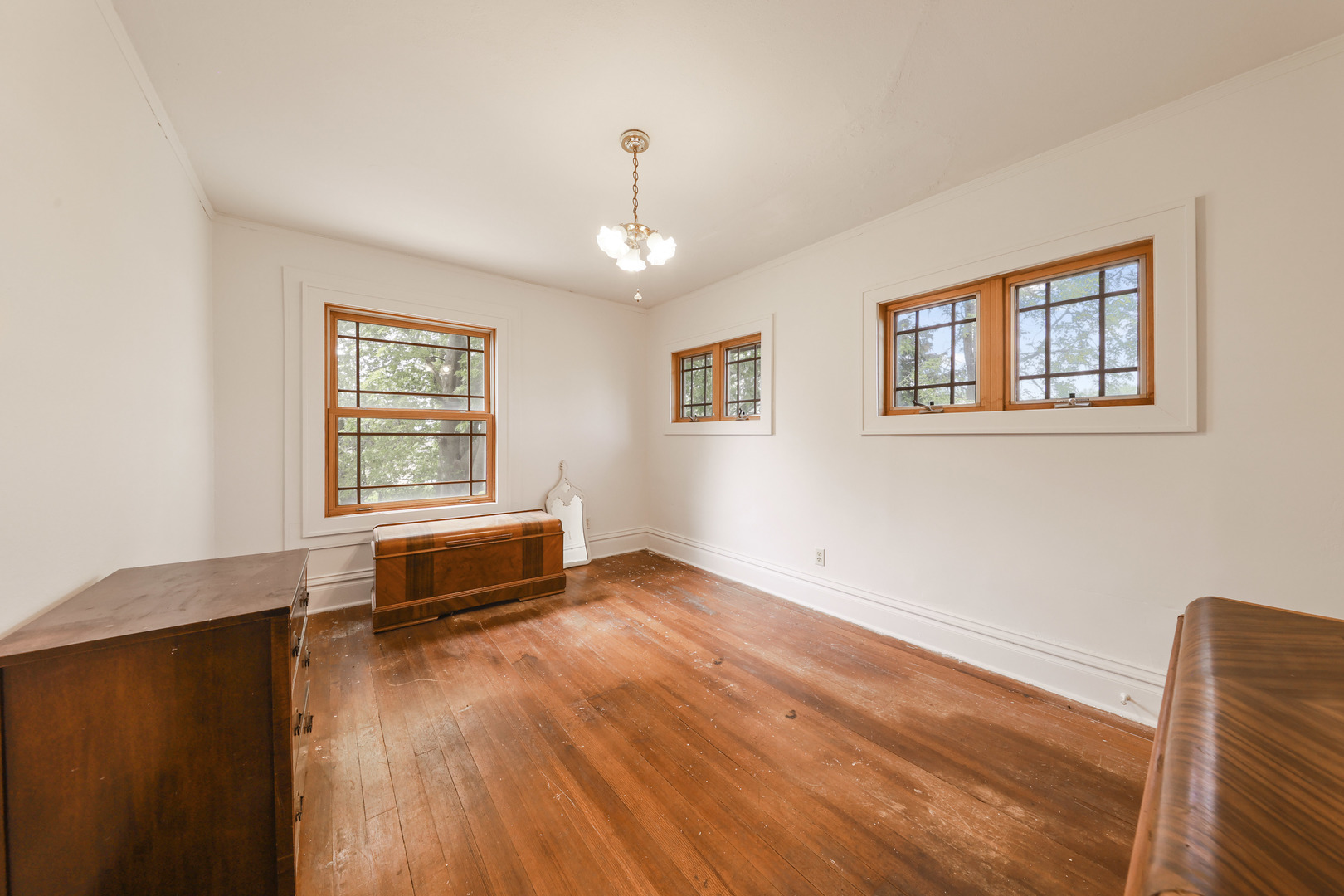 1035 N Gorham Road, Morris, IL 60450