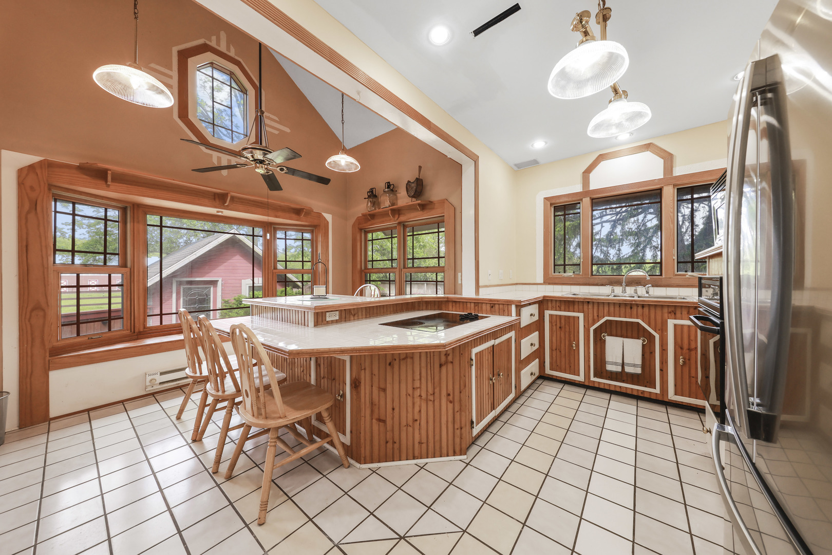 1035 N Gorham Road, Morris, IL 60450