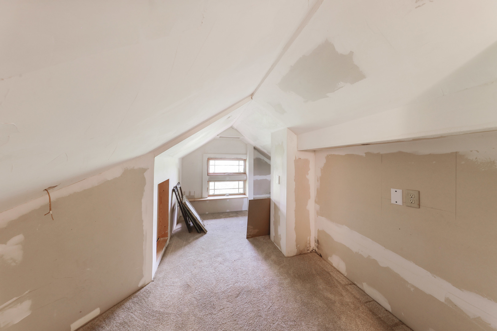 1035 N Gorham Road, Morris, IL 60450
