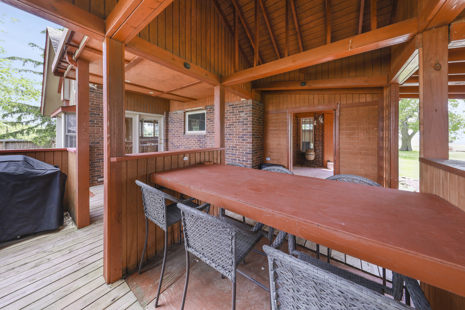 1035 N Gorham Road, Morris, IL 60450