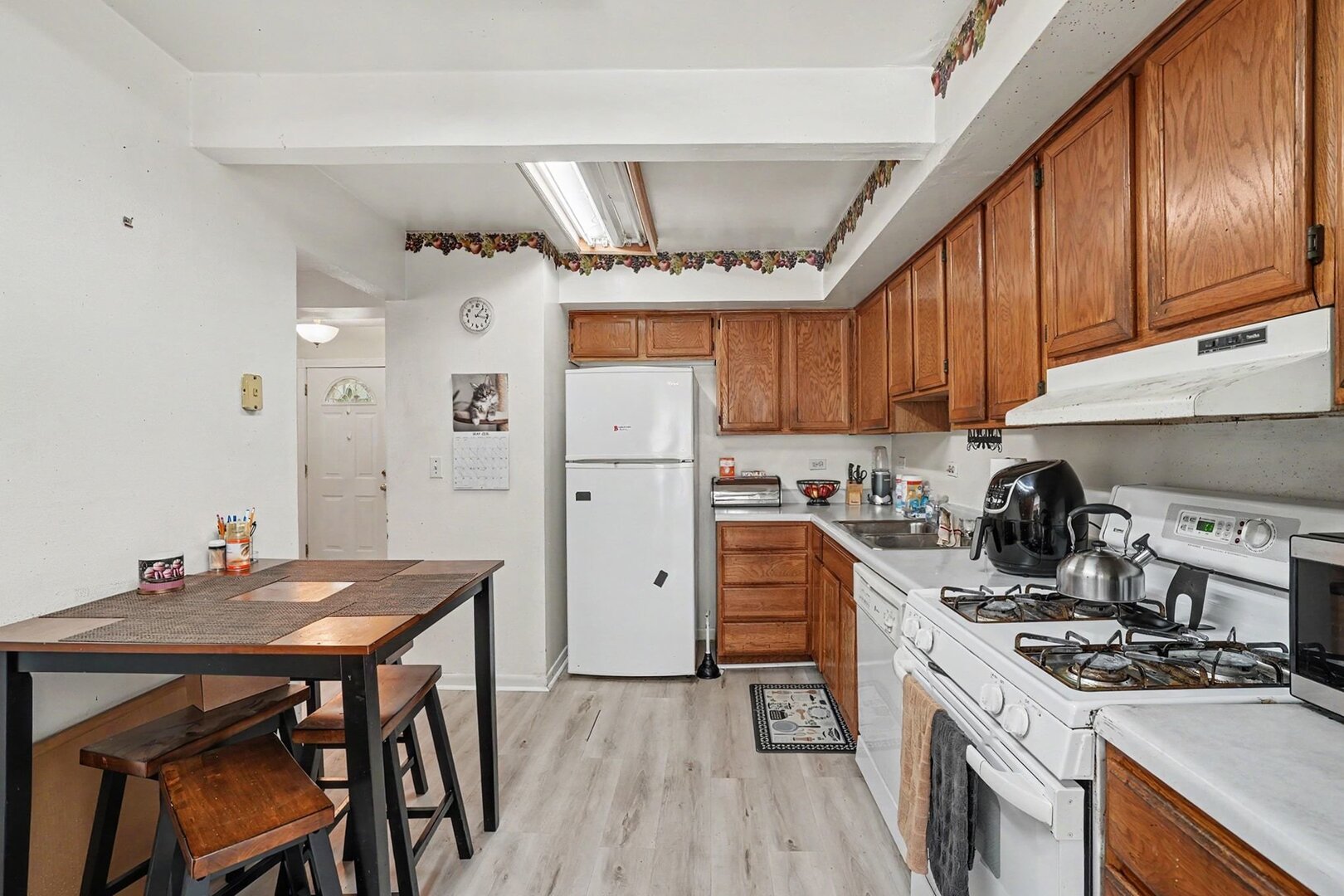 157 Thomas Road #157, Bolingbrook, IL 60440