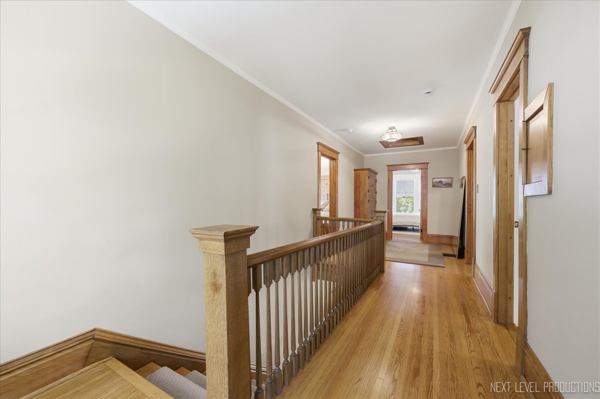 132 S Wright Street, Naperville, IL 60540