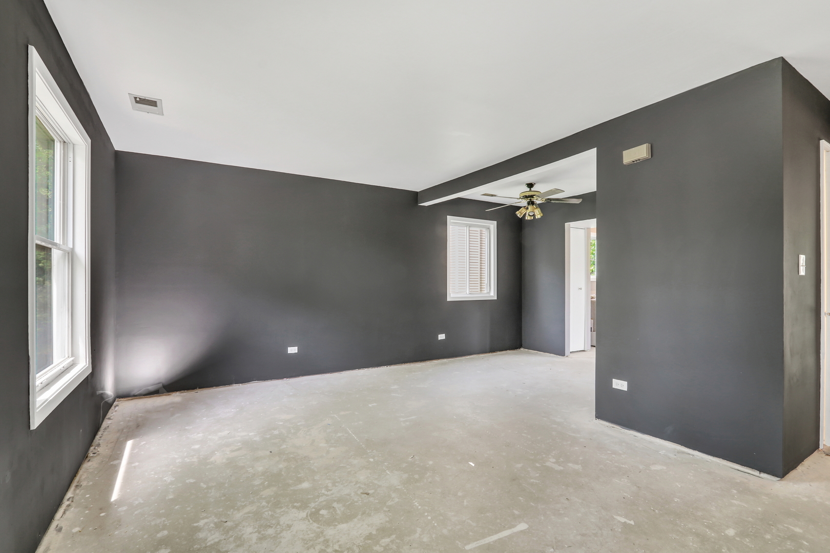 1953 Lawson Boulevard, Gurnee, IL 60031
