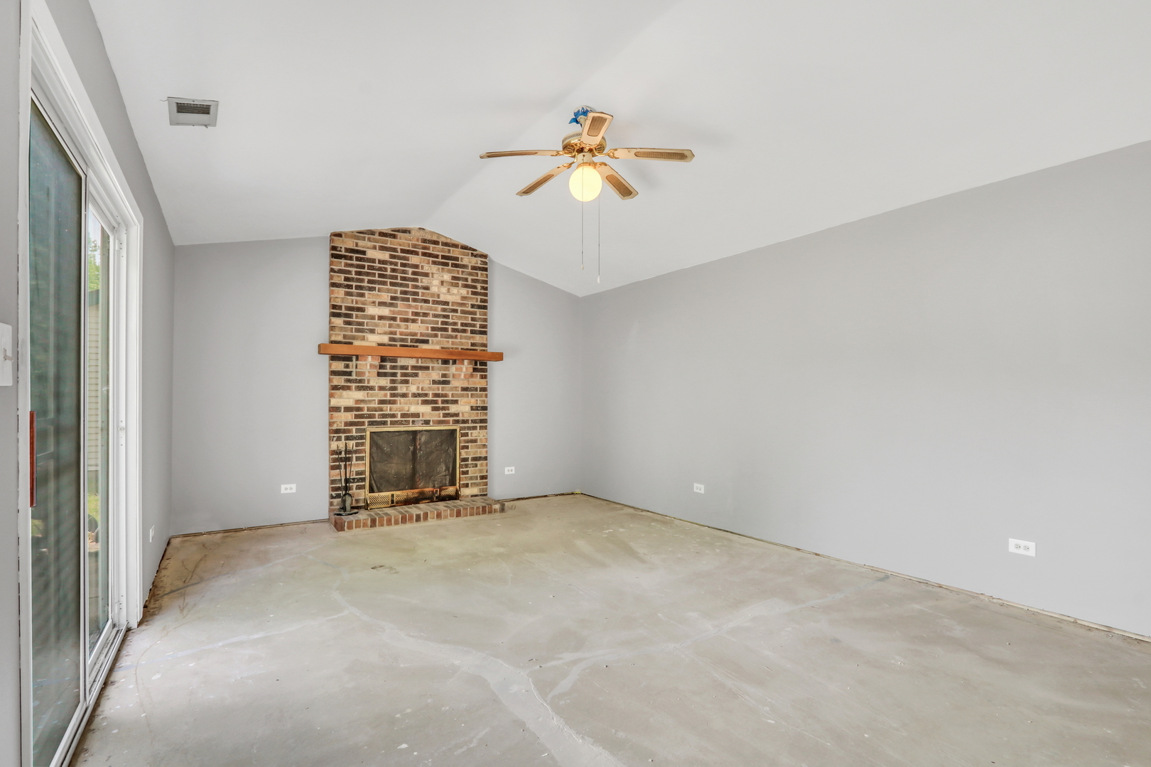 1953 Lawson Boulevard, Gurnee, IL 60031