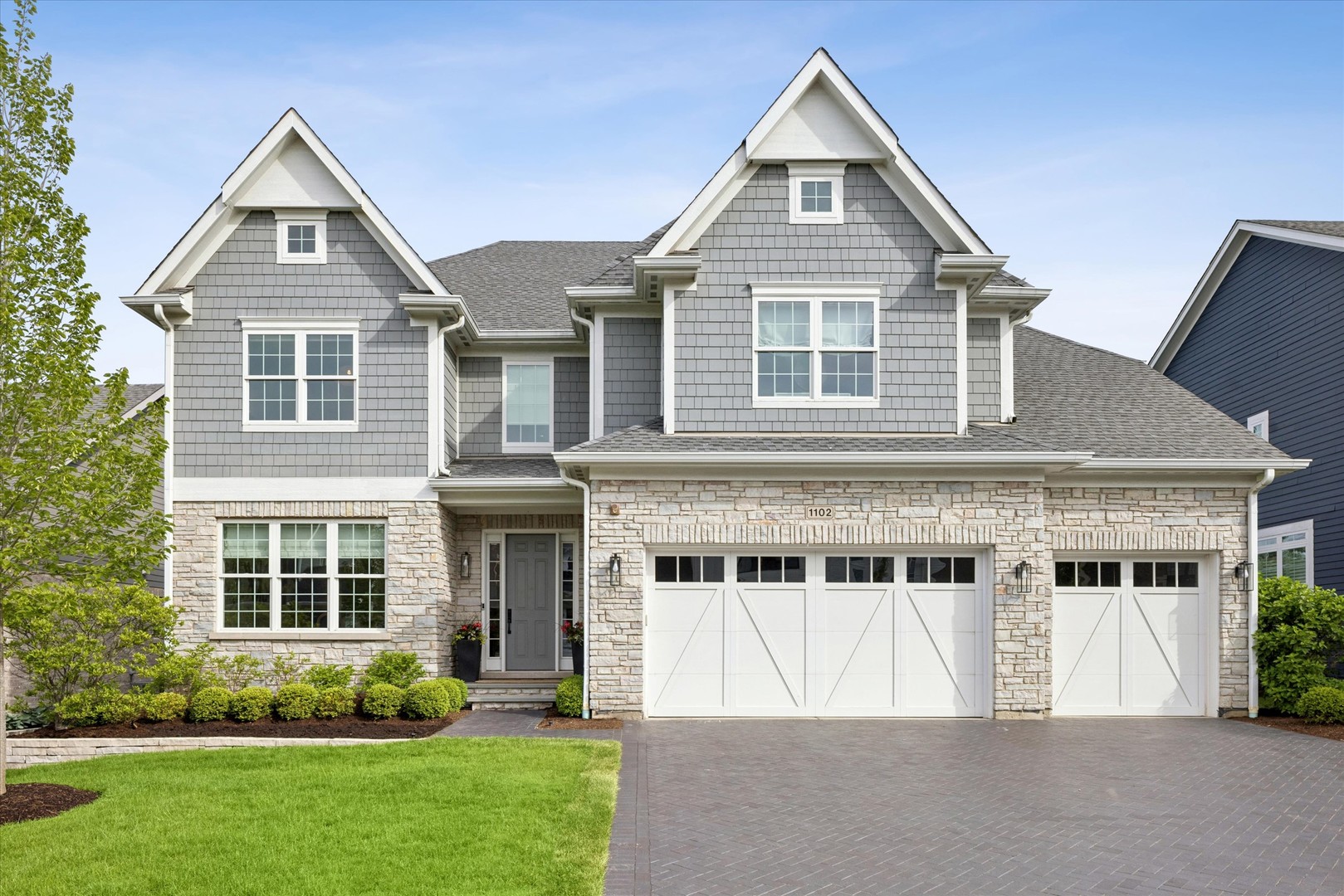 1102 White Pine Lane, Western Springs, IL 60558