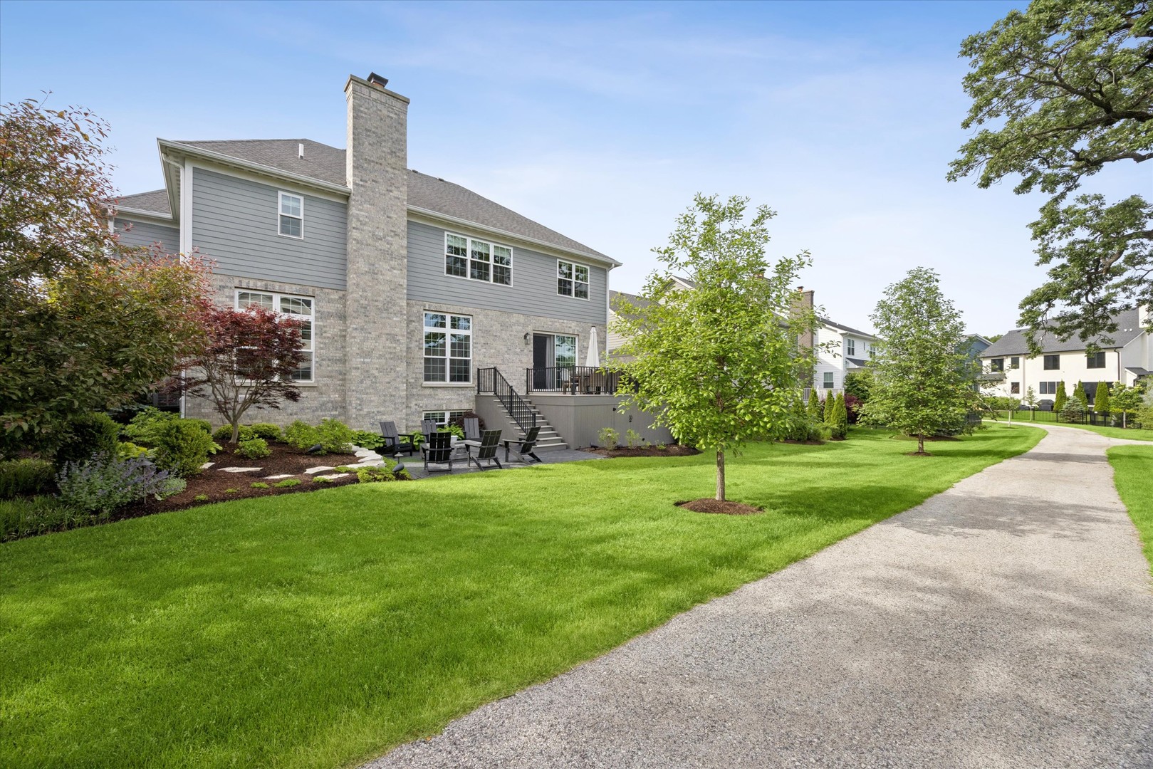 1102 White Pine Lane, Western Springs, IL 60558