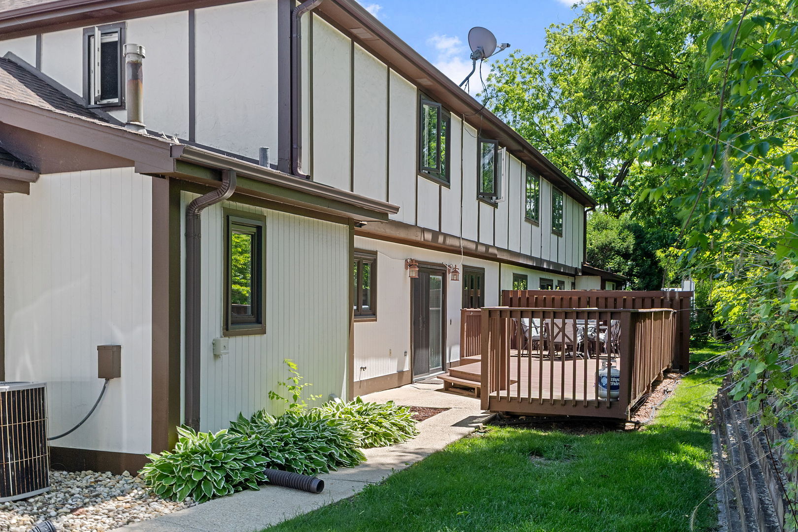 11716 S Black Forest Lane, Palos Park, IL 60464