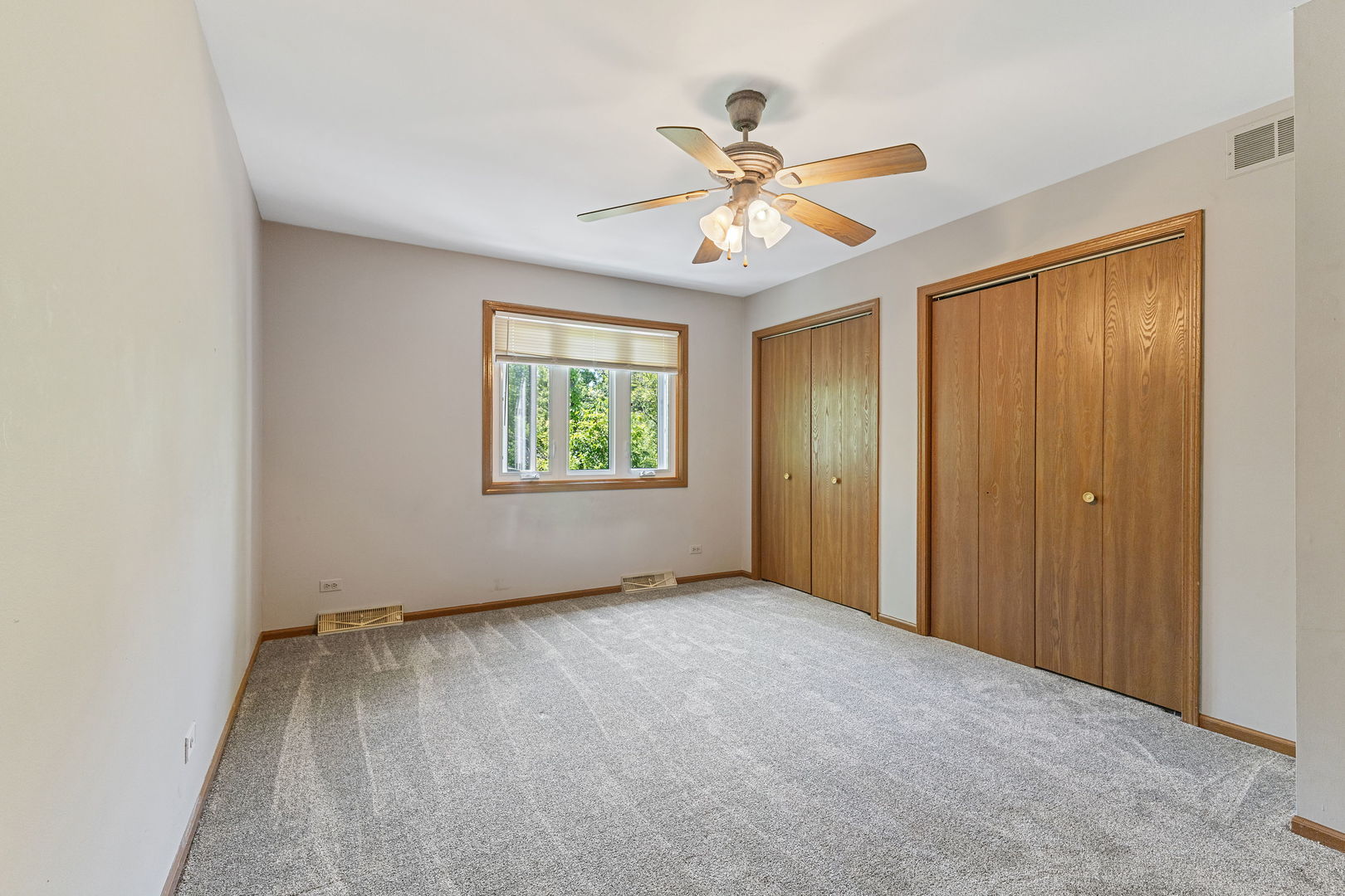11716 S Black Forest Lane, Palos Park, IL 60464