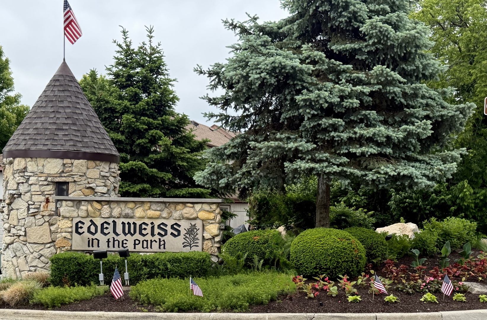 11716 S Black Forest Lane, Palos Park, IL 60464