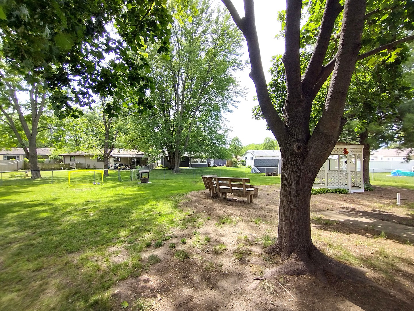 2321 Devon Court, Loves Park, IL 61111