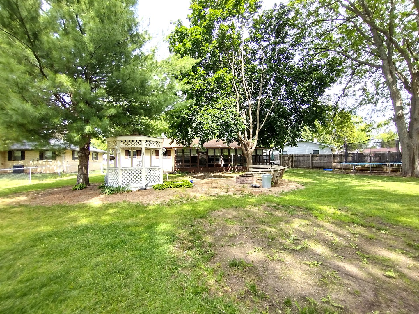 2321 Devon Court, Loves Park, IL 61111