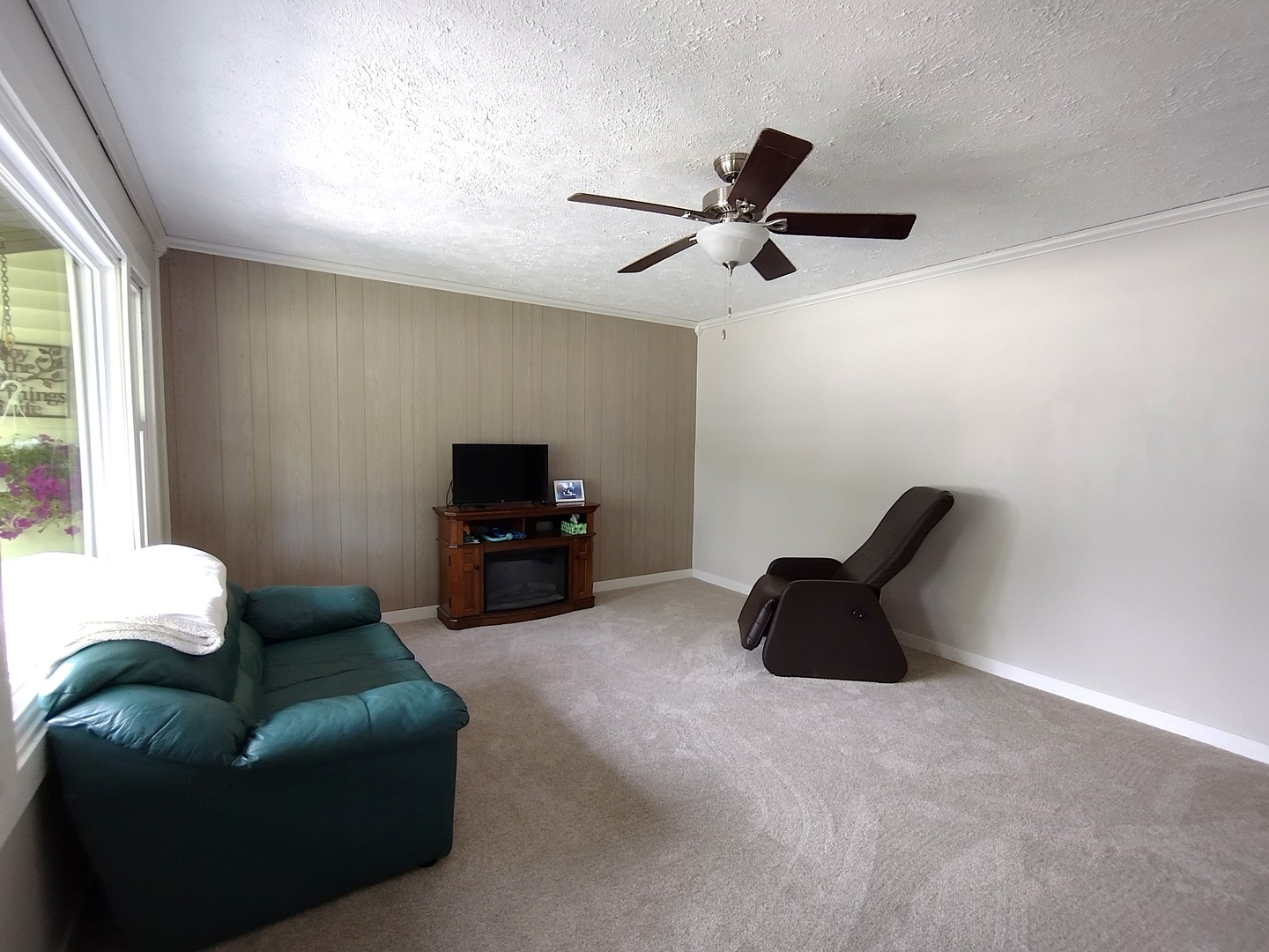 2321 Devon Court, Loves Park, IL 61111