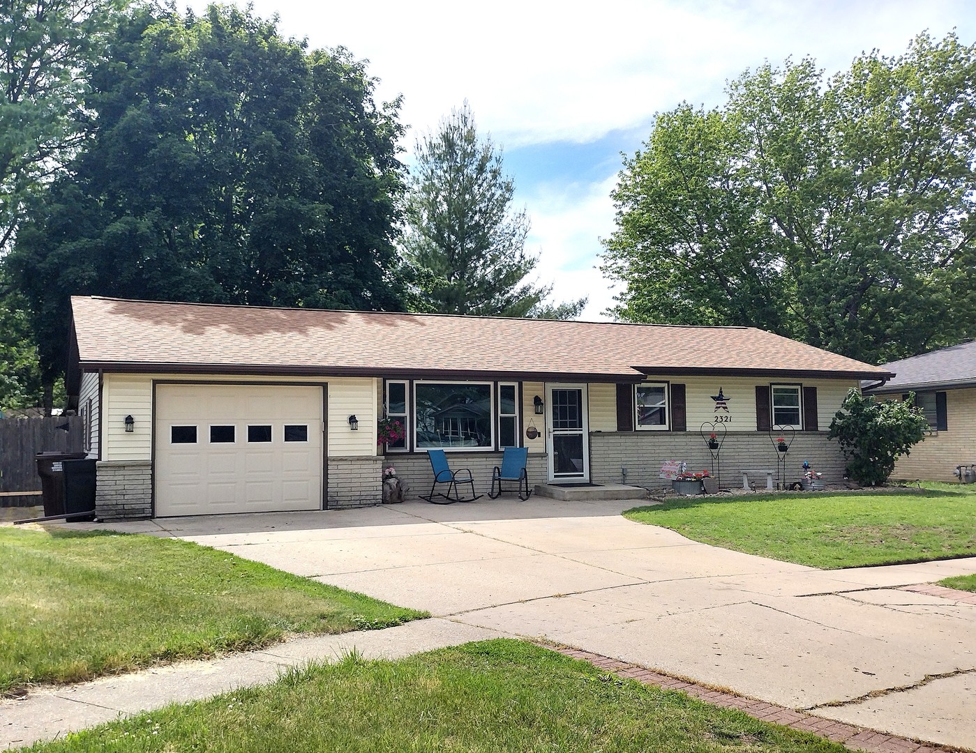 2321 Devon Court, Loves Park, IL 61111