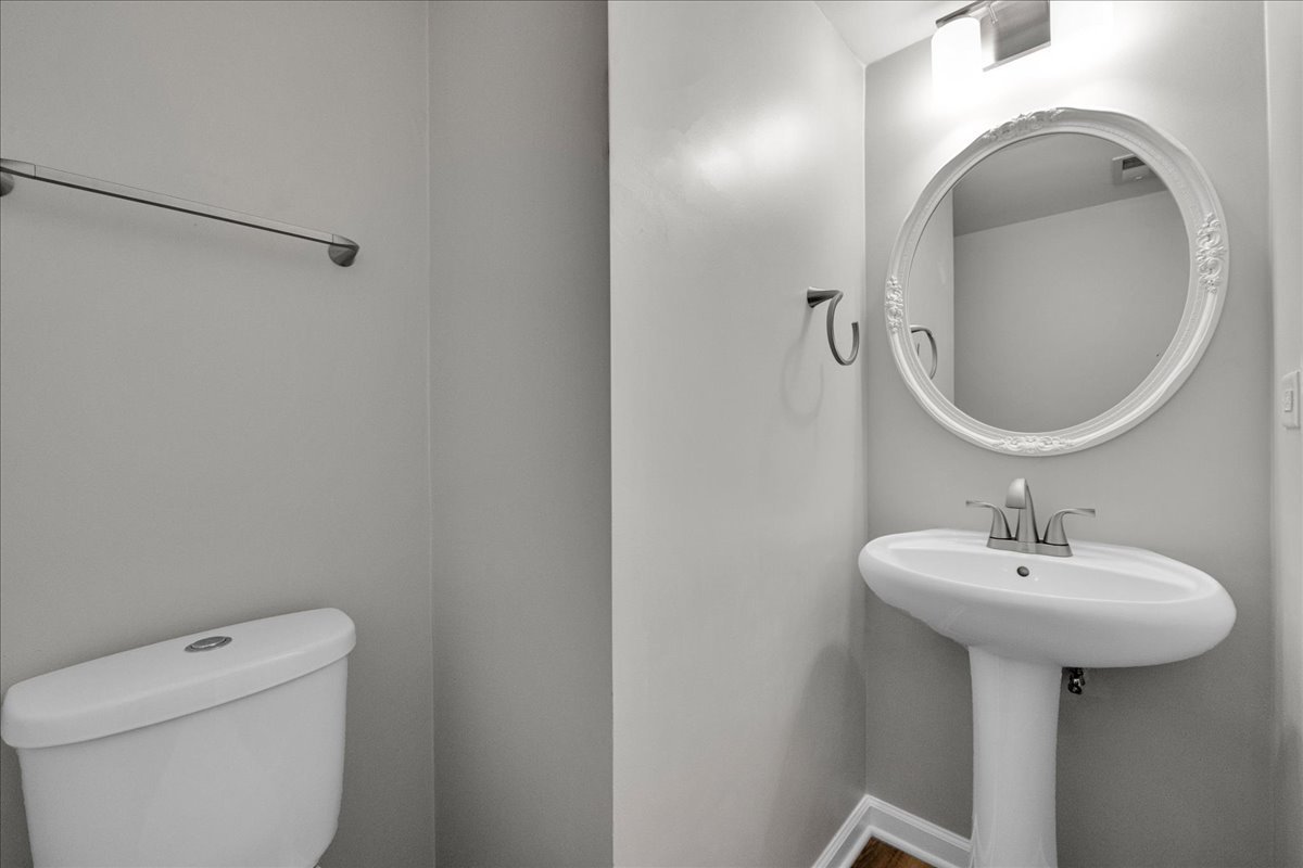 943 Four Seasons Boulevard #943, Aurora, IL 60504
