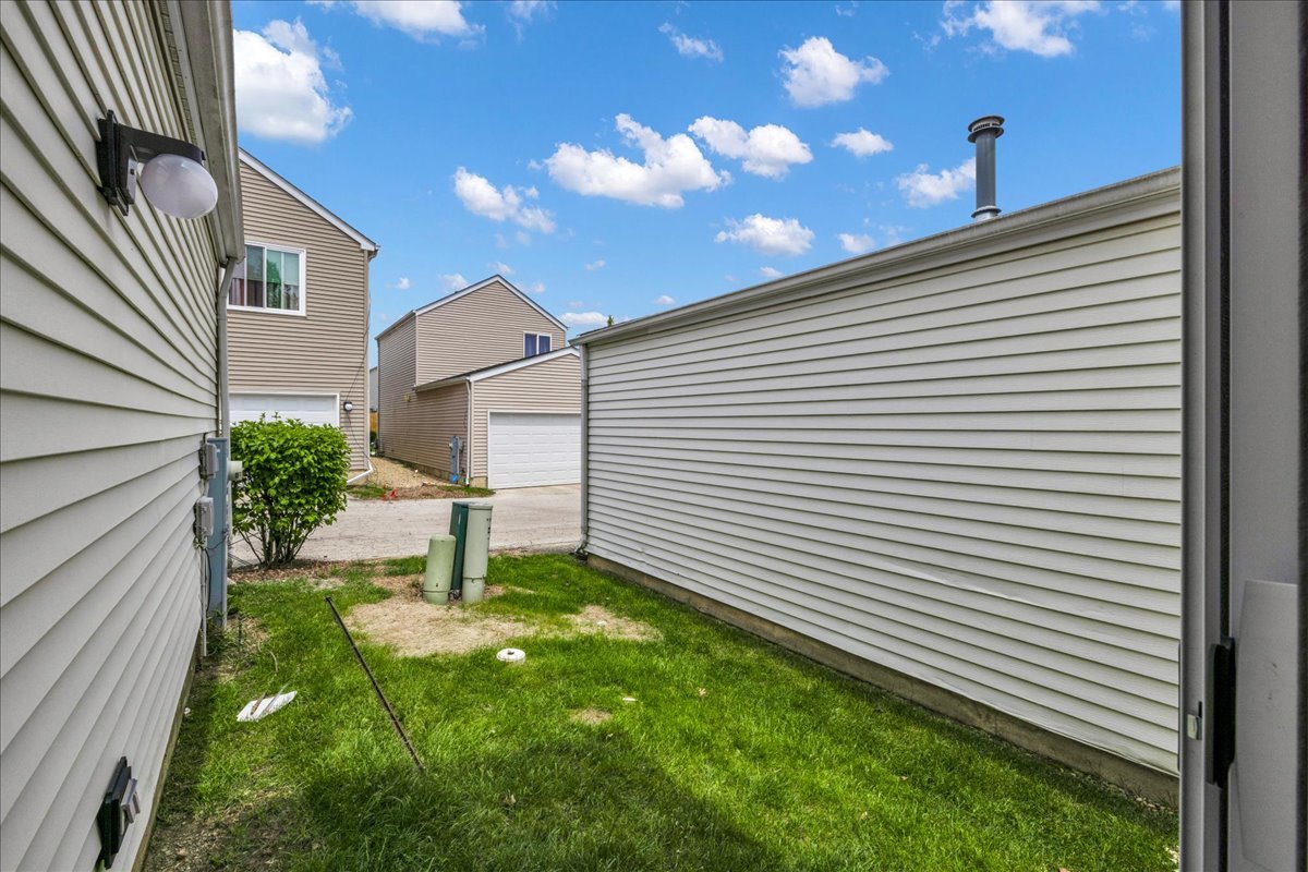 943 Four Seasons Boulevard #943, Aurora, IL 60504