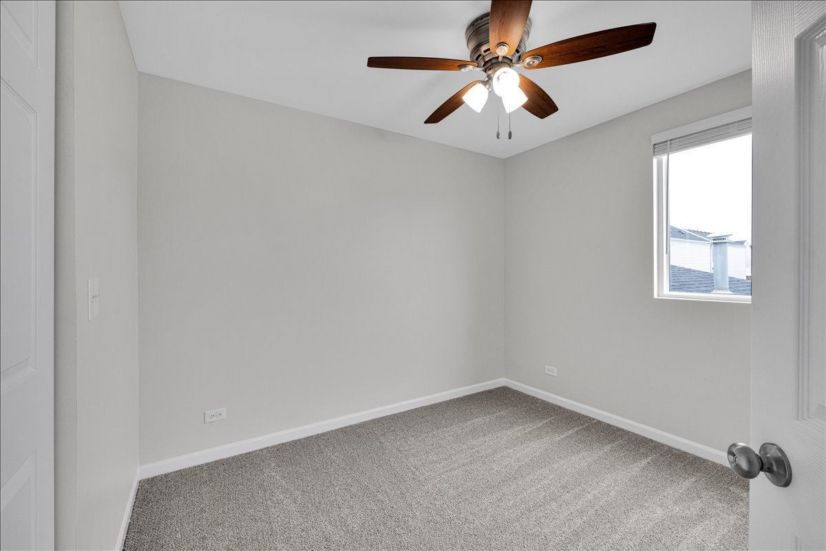 943 Four Seasons Boulevard #943, Aurora, IL 60504