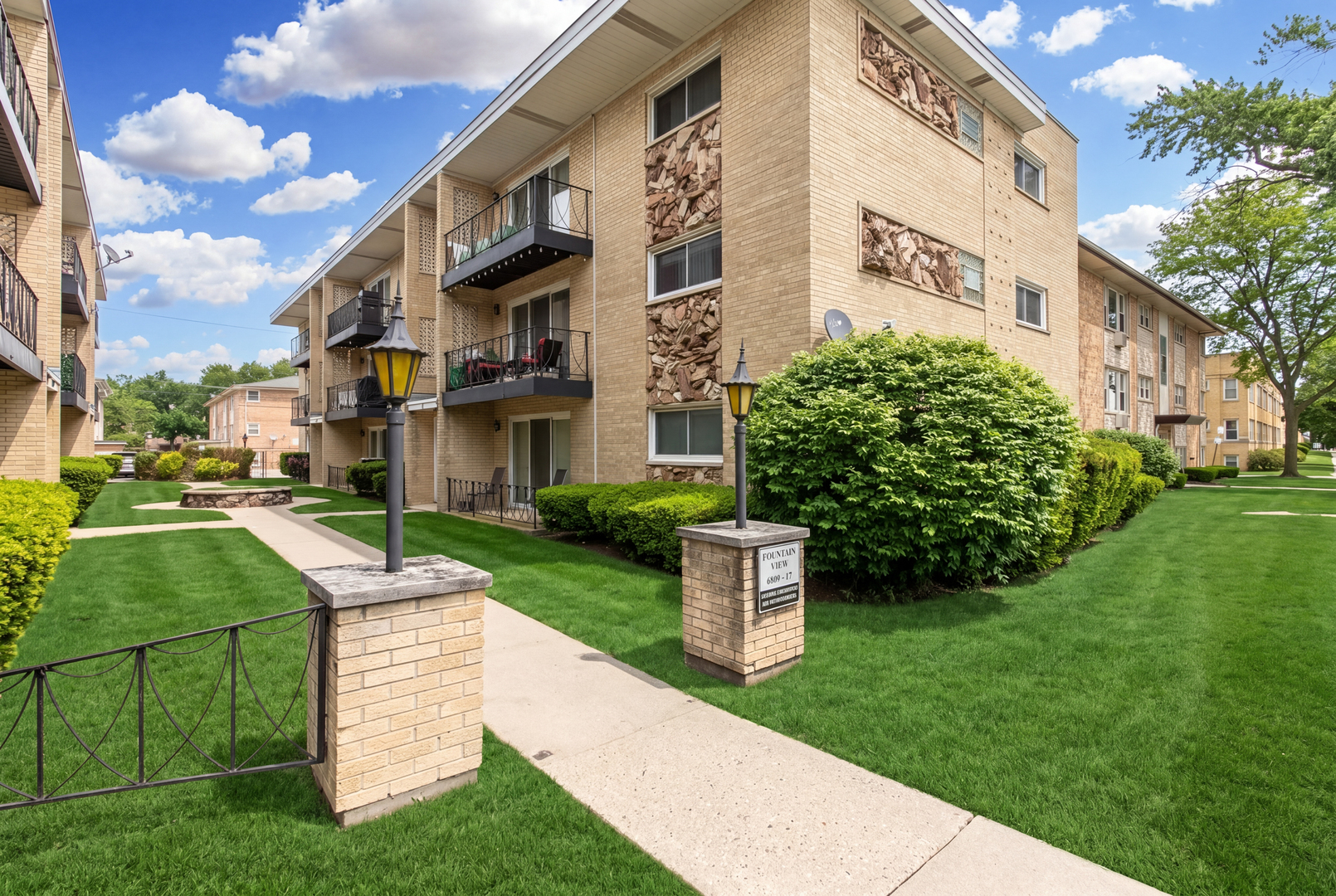 6811 N Olmsted Avenue #106, Chicago, IL 60631
