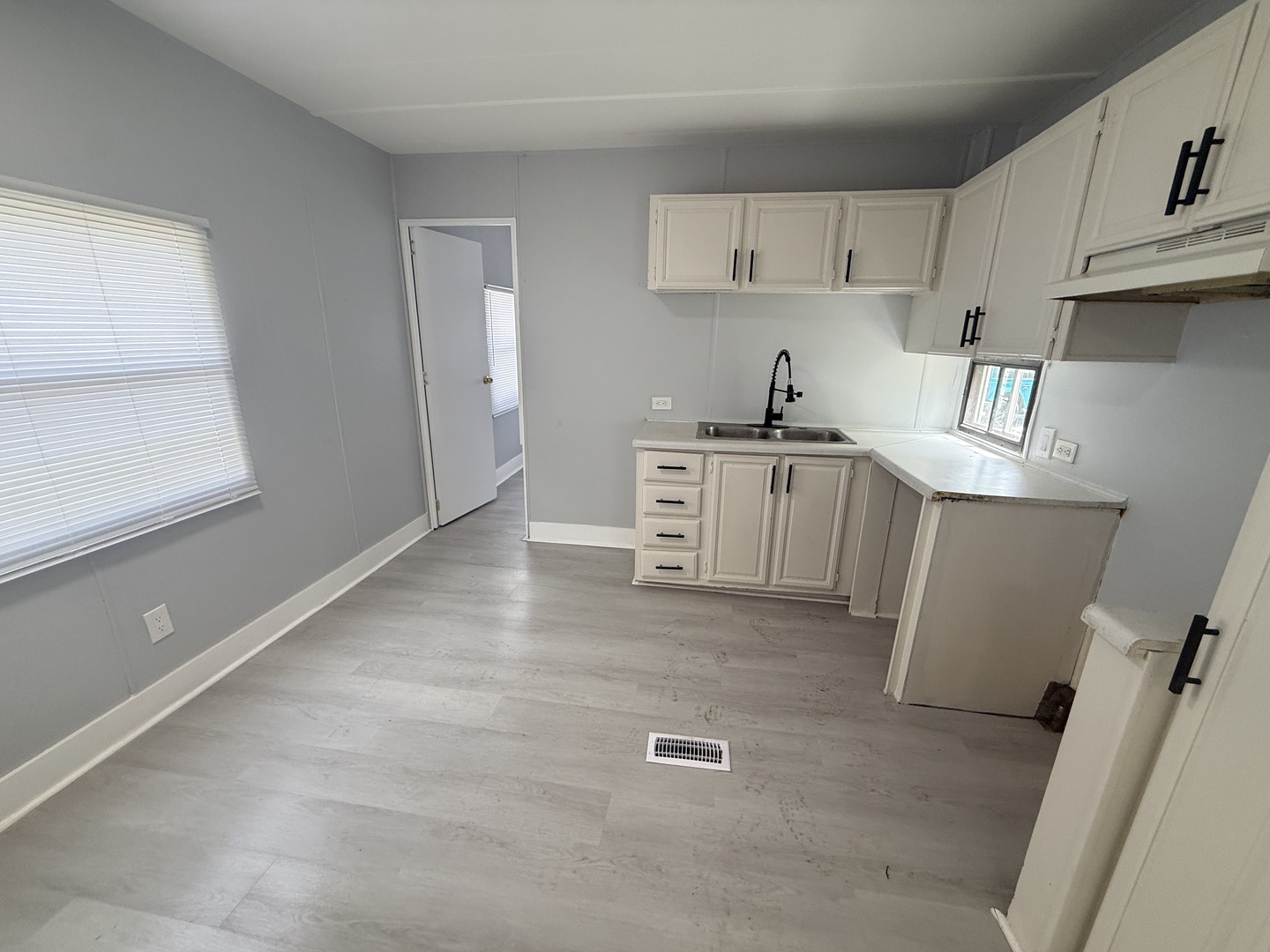 1712 S Dixie Highway #263, Crete, IL 60417