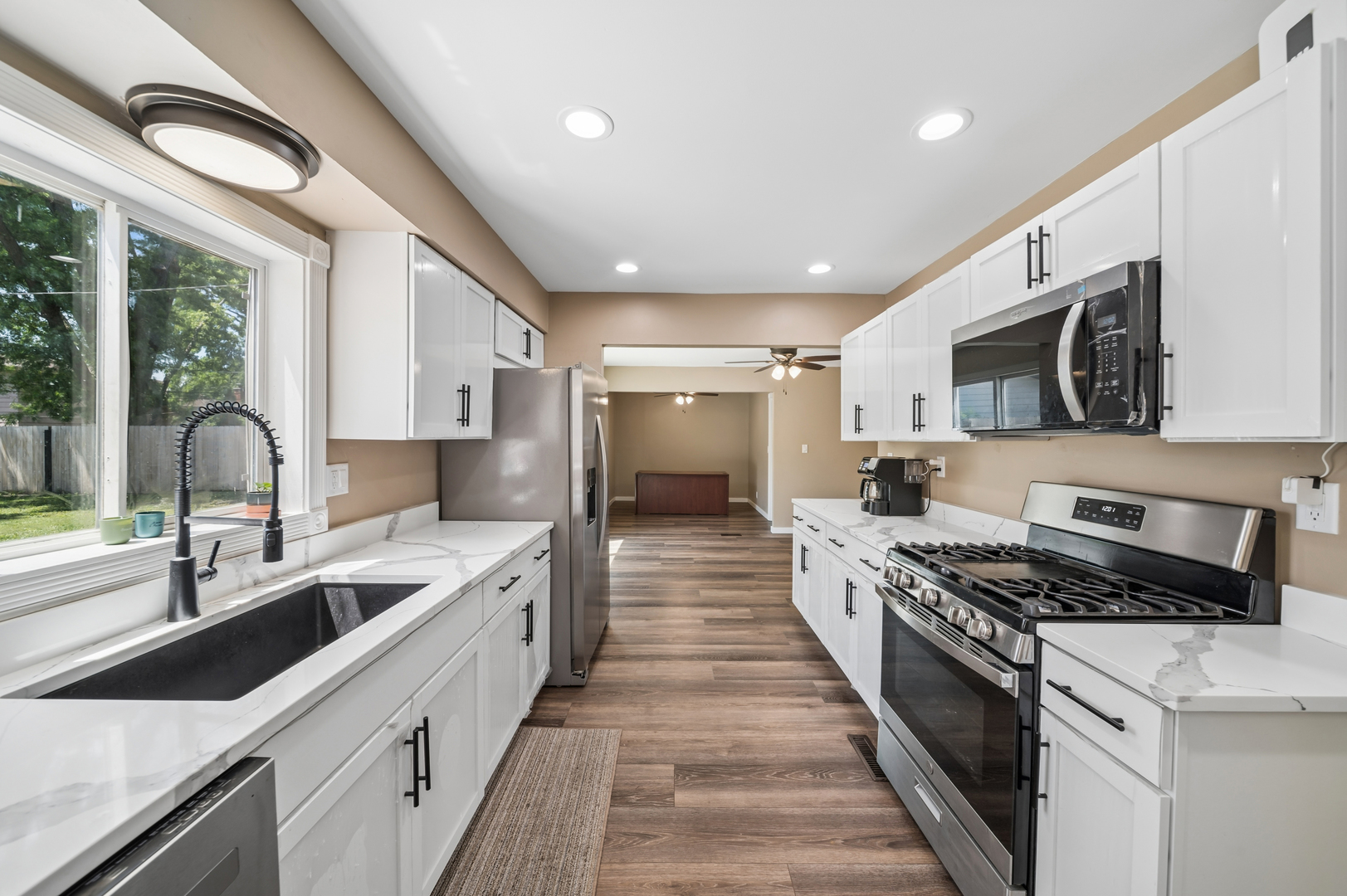 319 W Central Avenue, Lombard, IL 60148