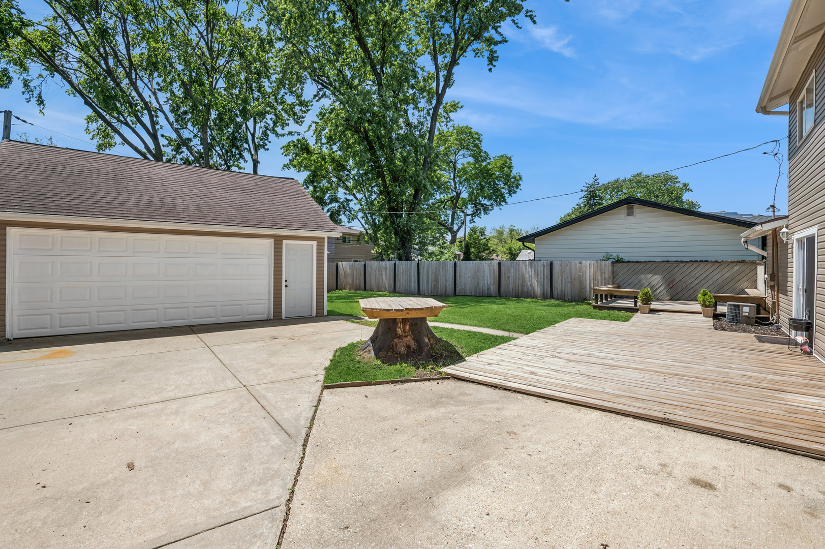 319 W Central Avenue, Lombard, IL 60148