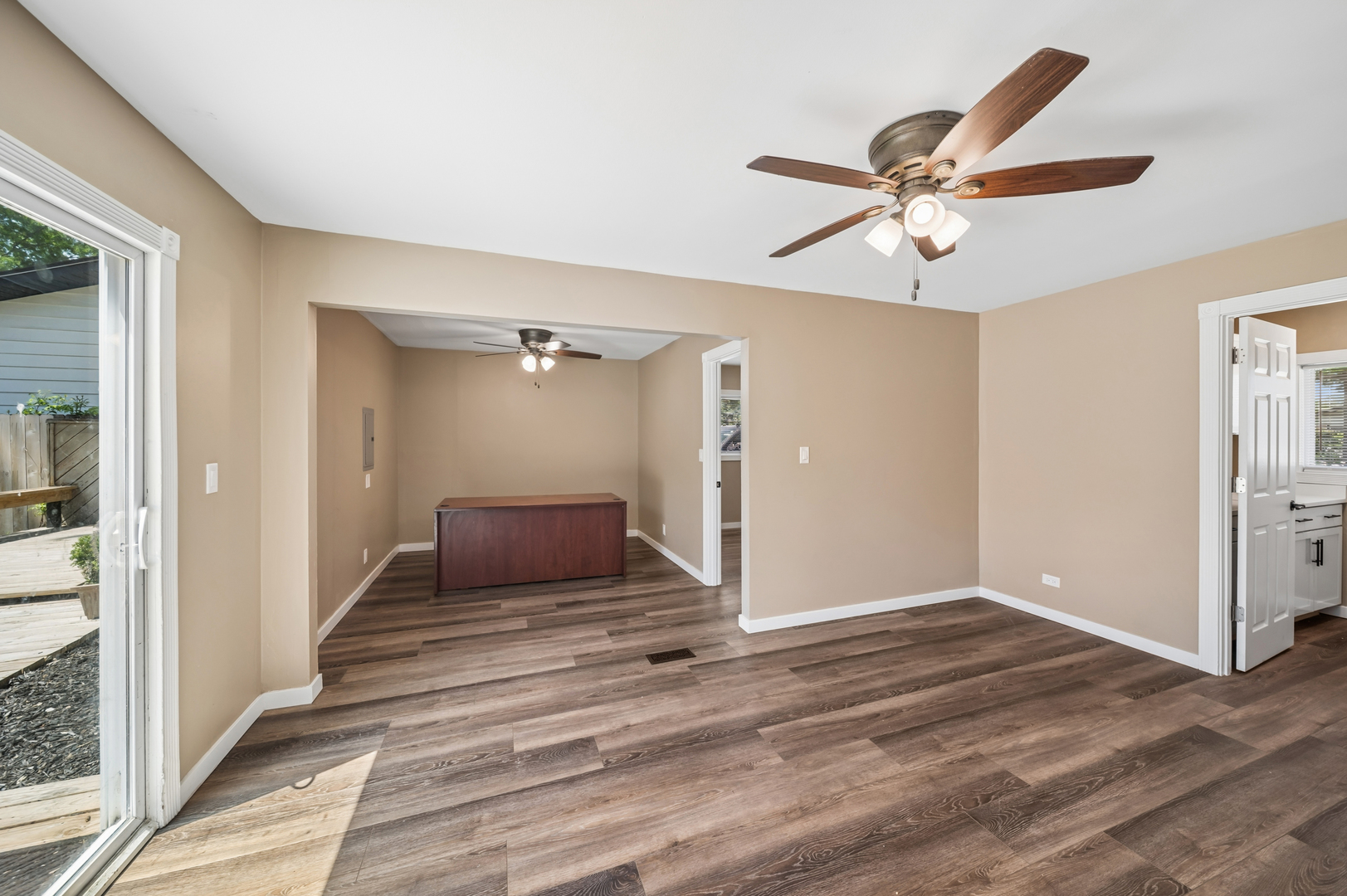 319 W Central Avenue, Lombard, IL 60148