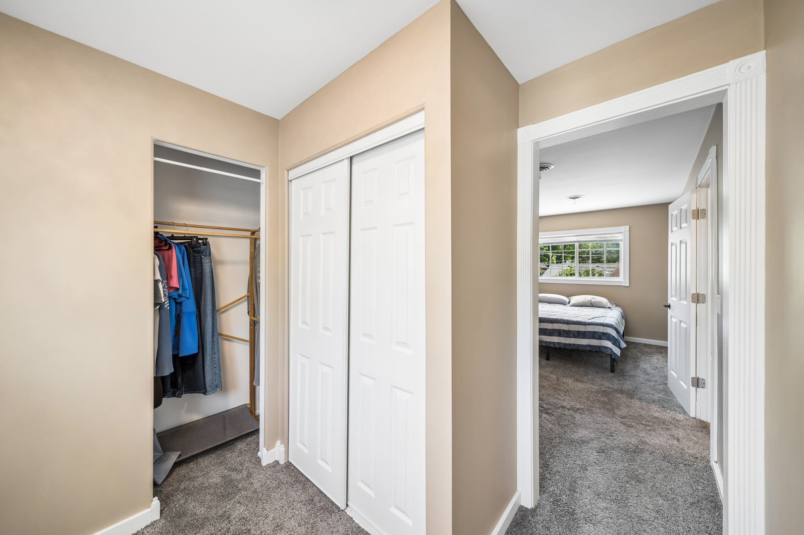 319 W Central Avenue, Lombard, IL 60148