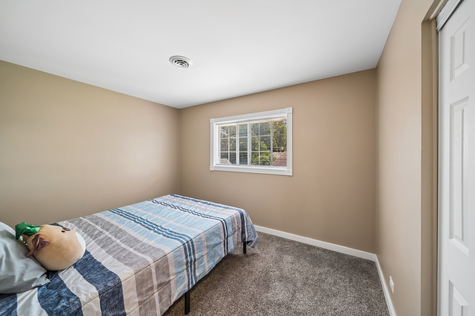 319 W Central Avenue, Lombard, IL 60148