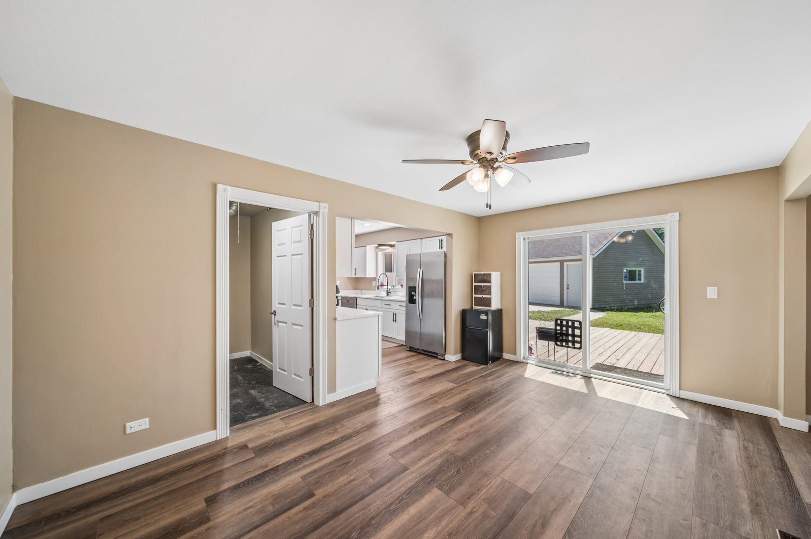 319 W Central Avenue, Lombard, IL 60148