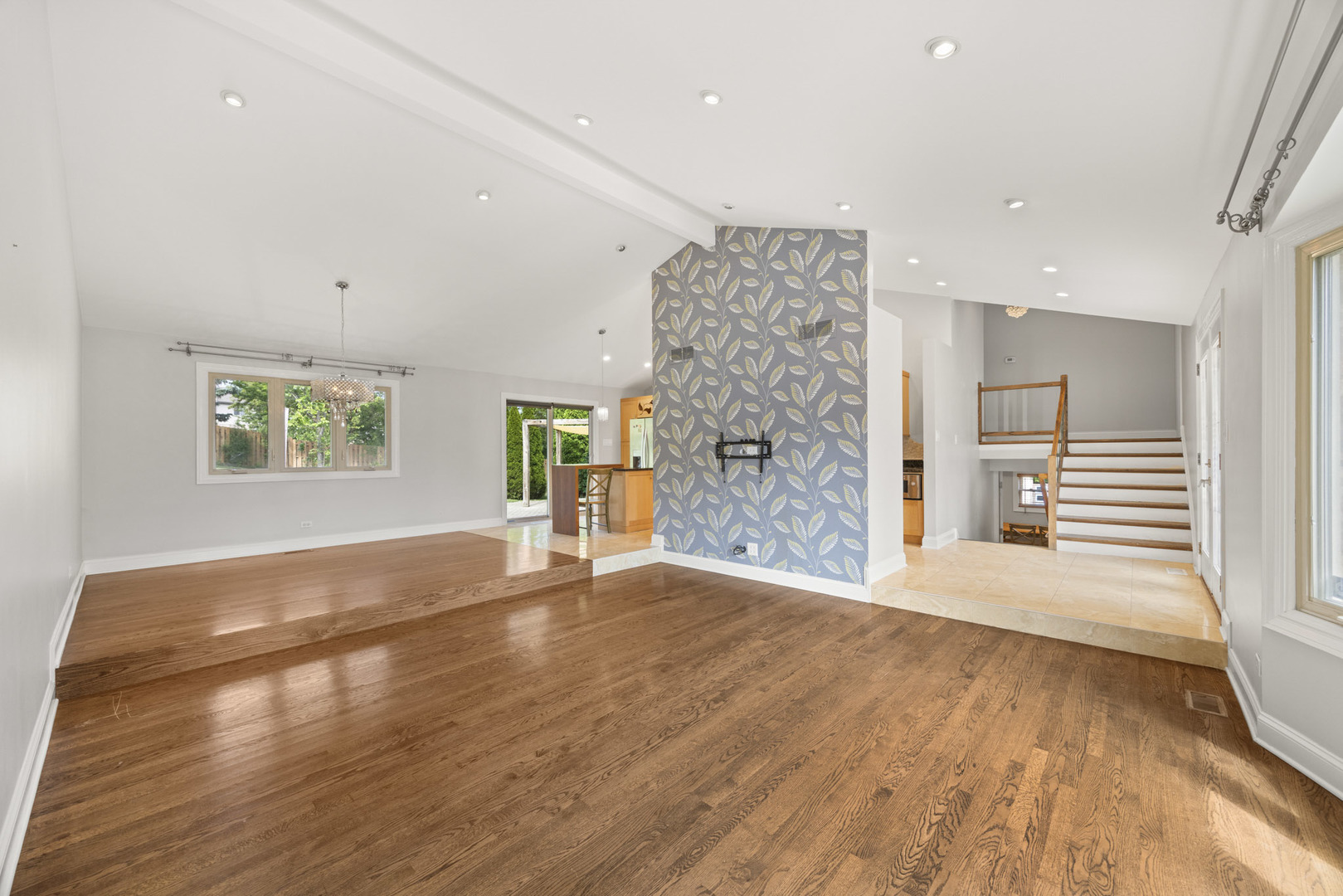 8610 Orchard Drive, Hickory Hills, IL 60457