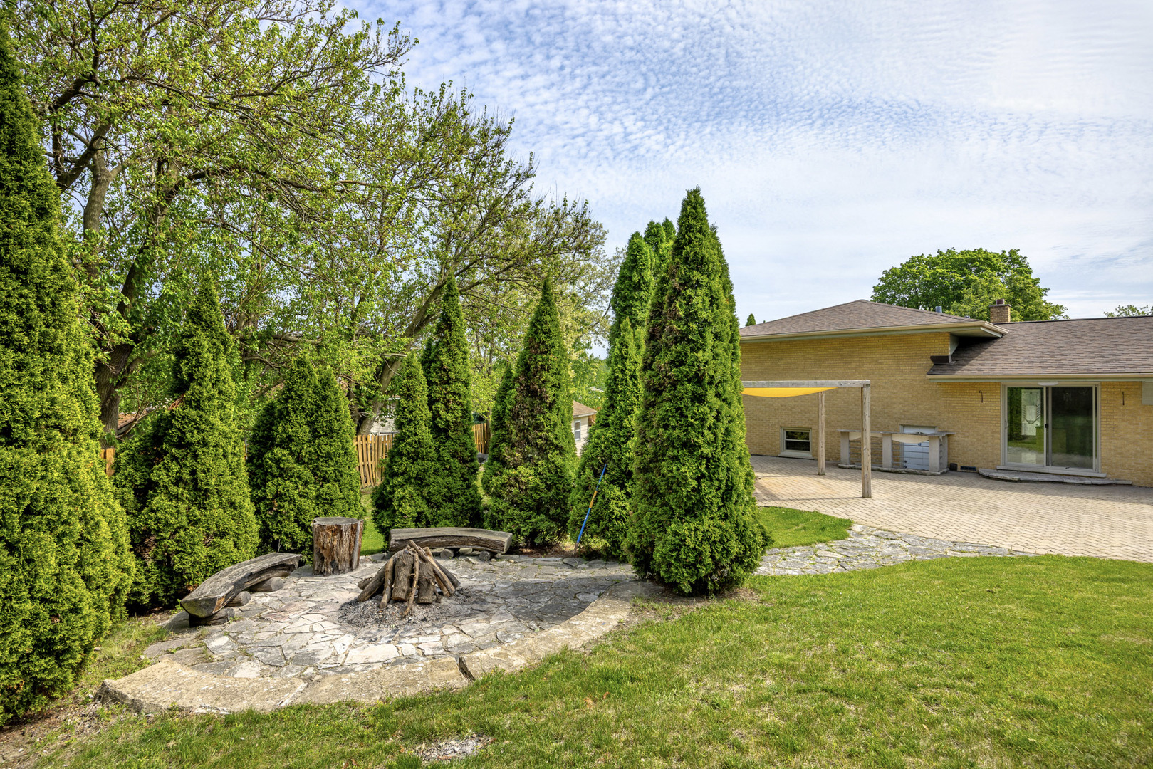8610 Orchard Drive, Hickory Hills, IL 60457